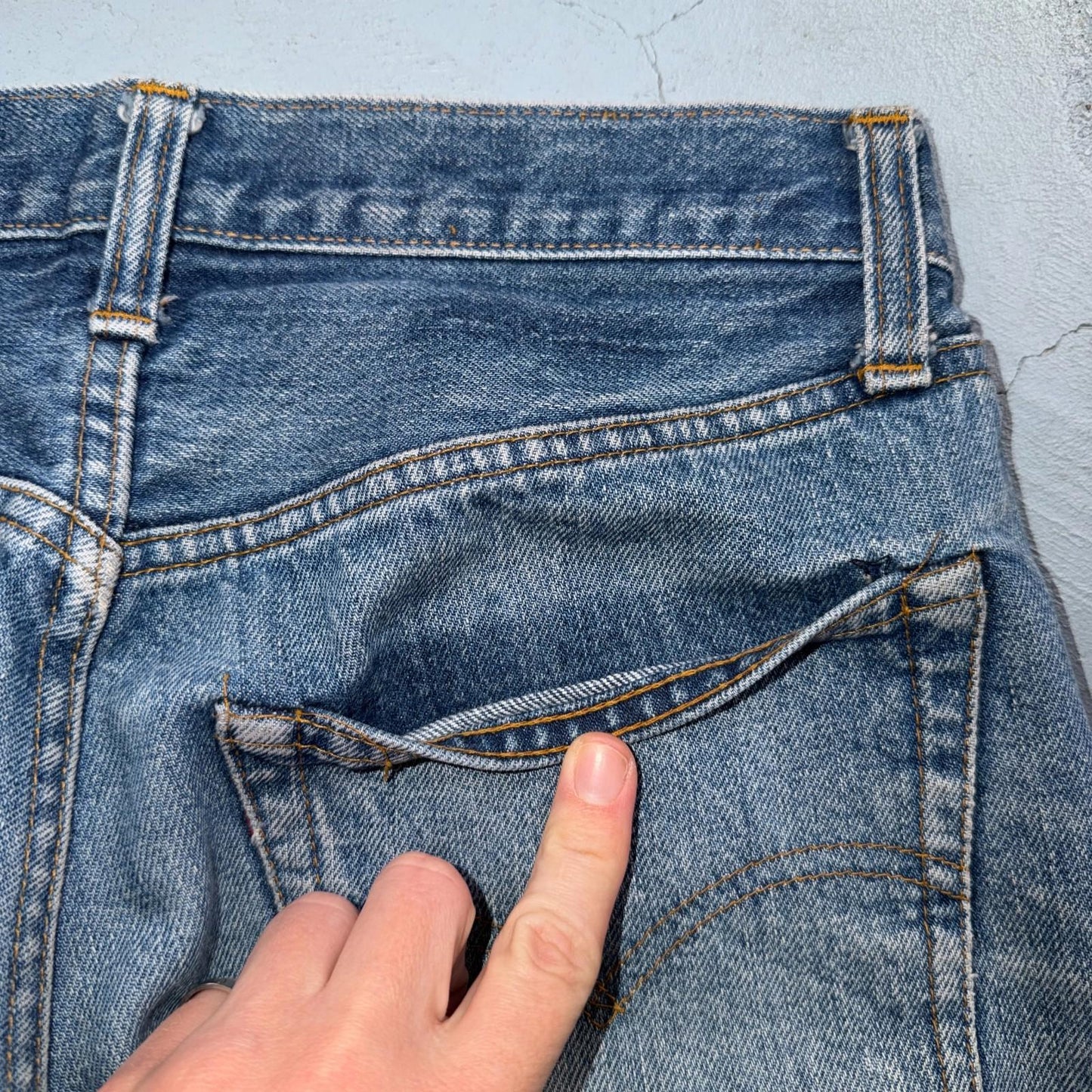 Levis 501 Vintage 80s Redline Selvedge USA XX Jeans Light Wash 30x31 Act 28x25