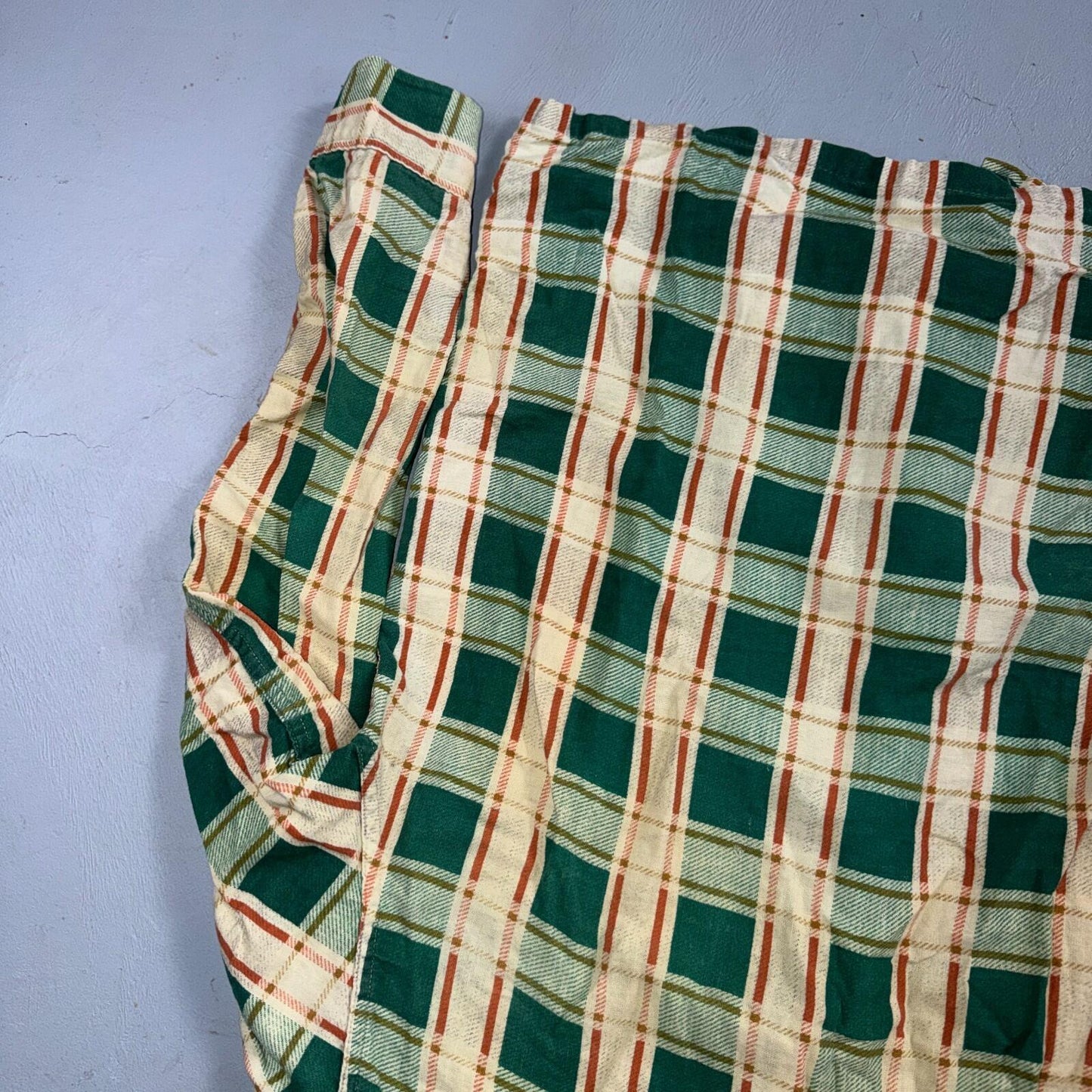 VTG 60s Penneys Towncraft Button Green Cotton Shirt Plaid Rockabilly Distressed