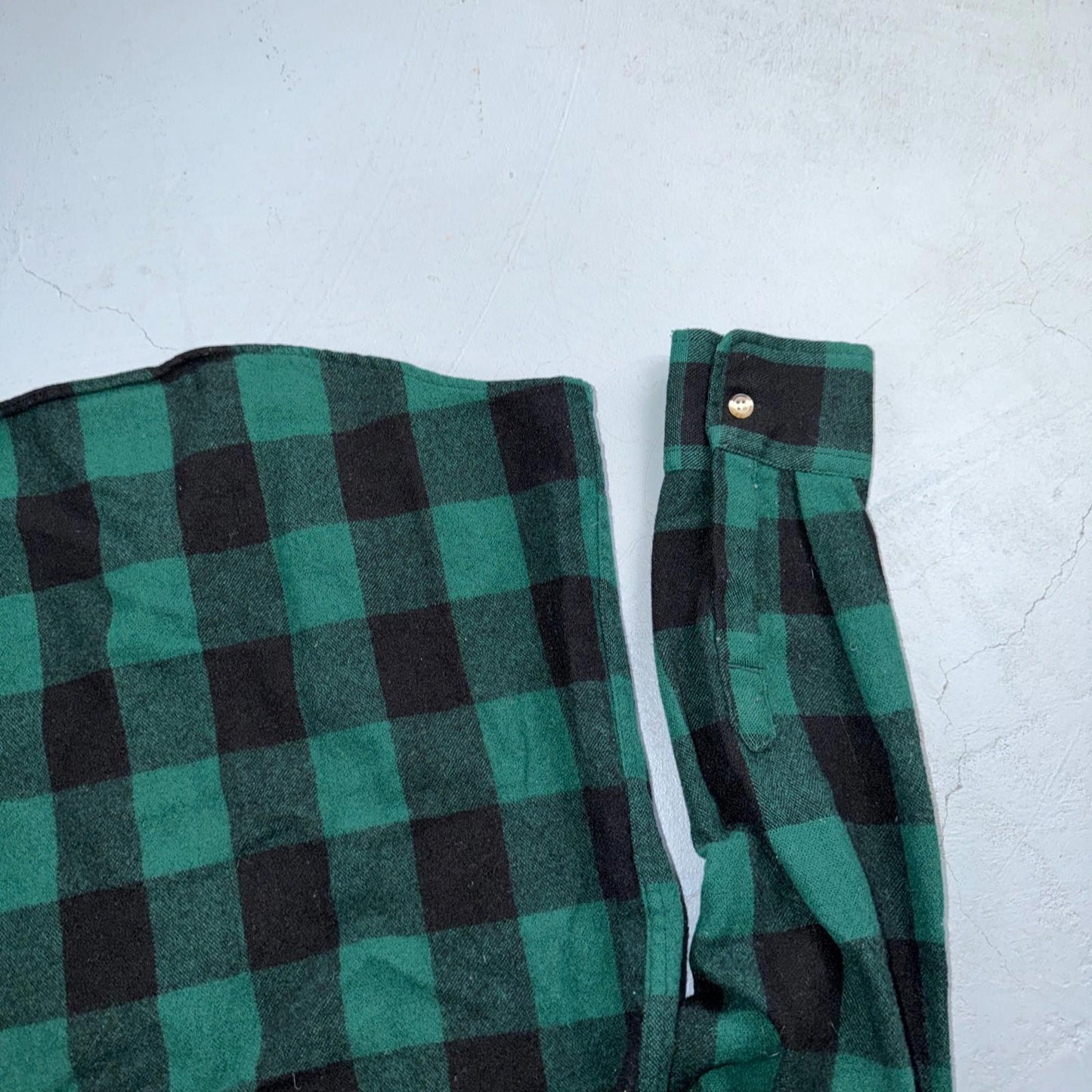 VTG Cabelas Shirt Mens M Buffalo Plaid Wool Blend Flannel Workwear Logger Green