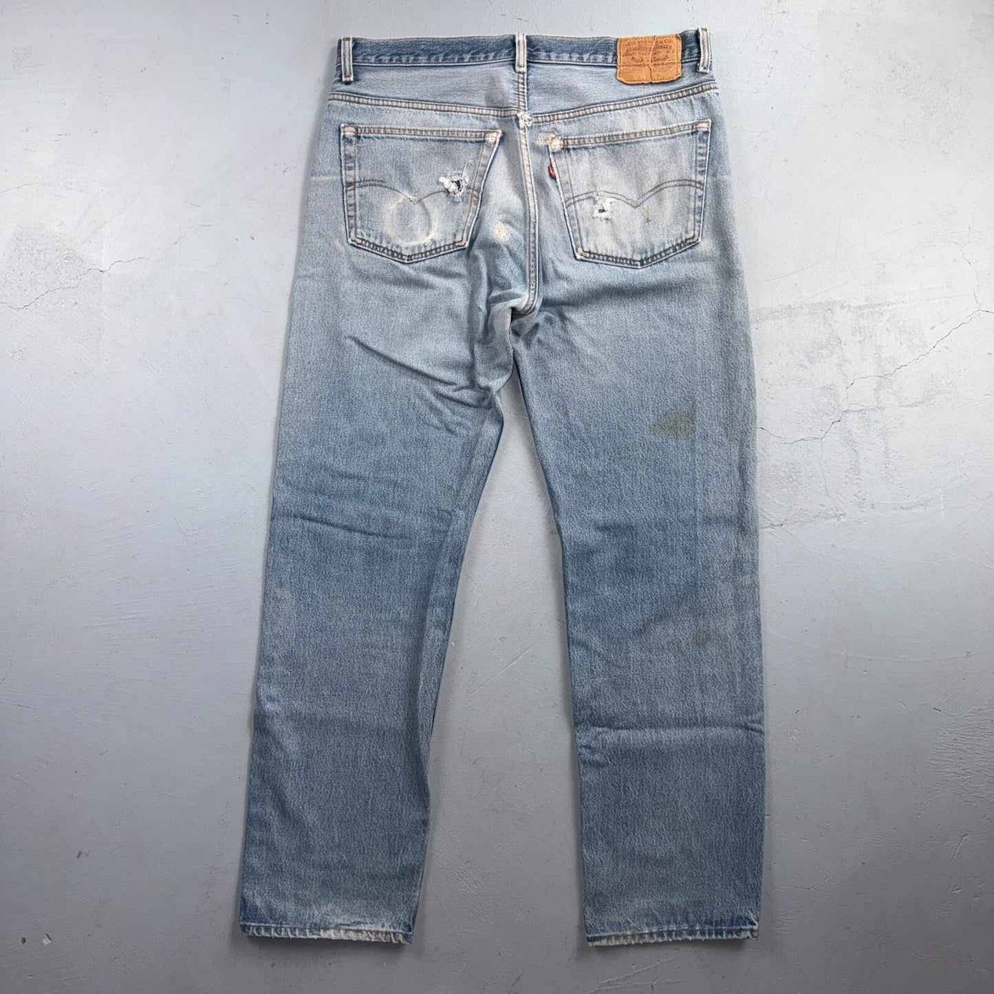 Levis 501 Vintage 80s USA XX Straight Leg Jeans Blue Light Wash 38x36 Act 35x31