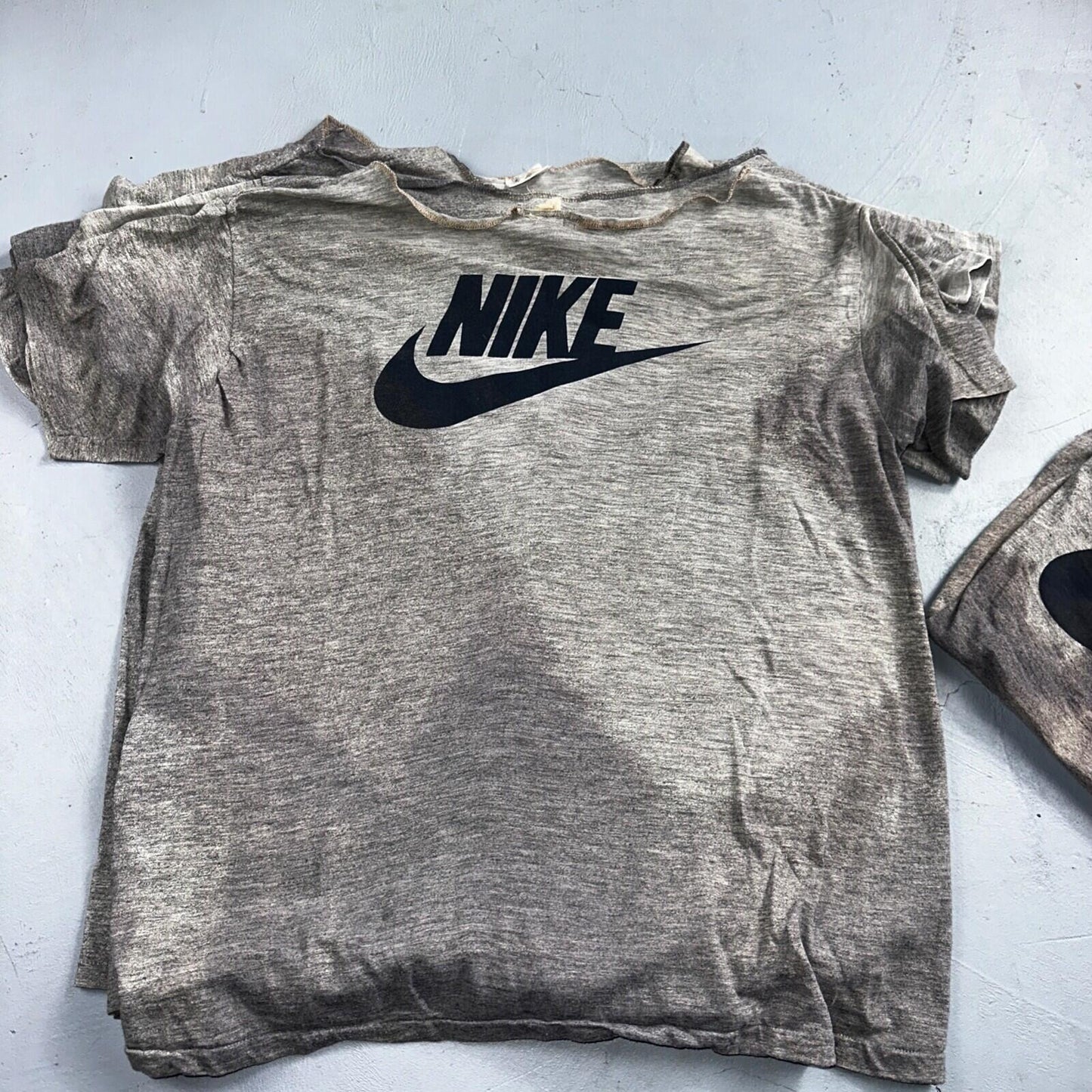 Nike 70s Lot of 8 VTG T Shirt Orange Tag Gray Swoosh Soft Chopped Front Team