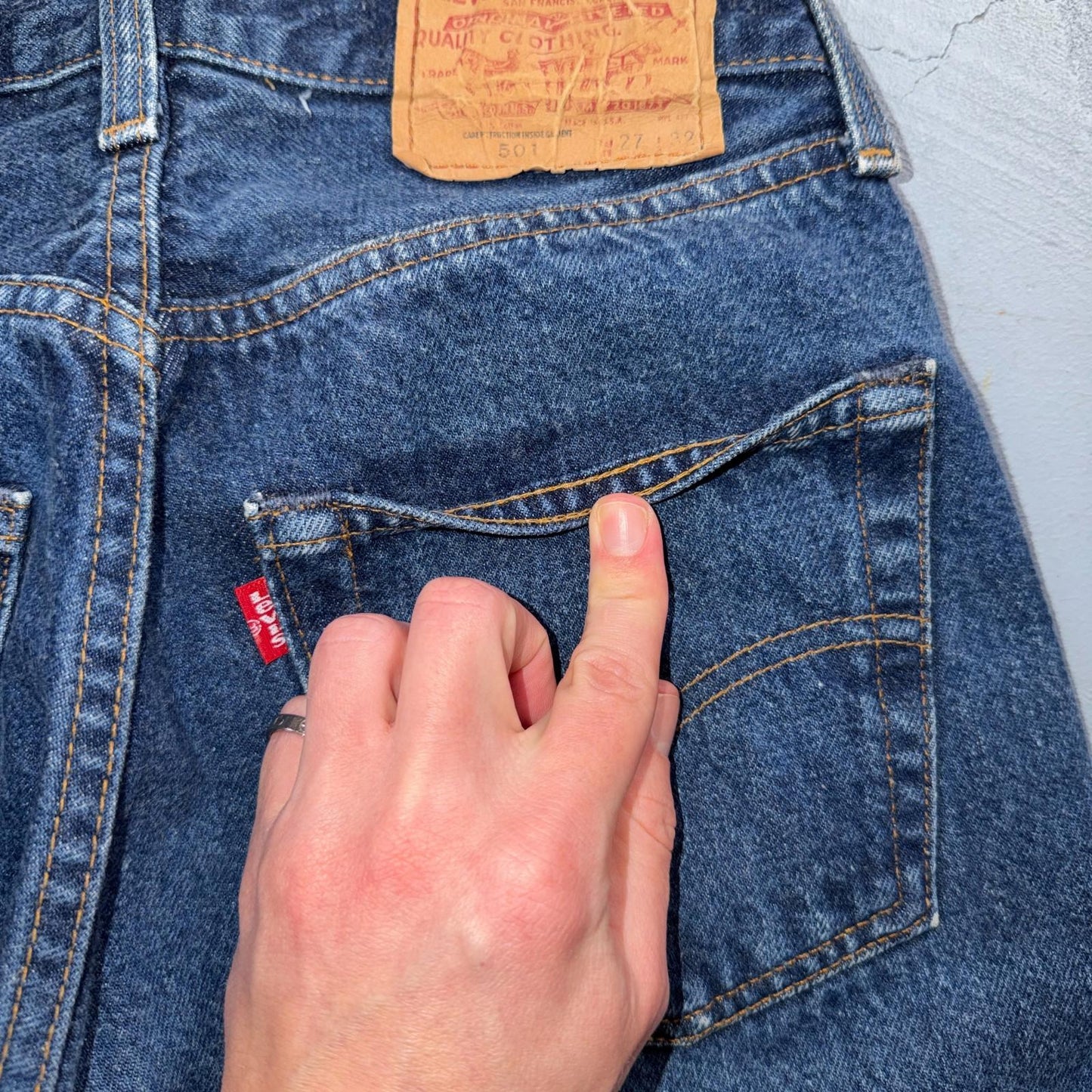 Levis 501 Vintage 80s Redline Selvedge USA XX Jeans Dark Wash 27x32 Act 24x28