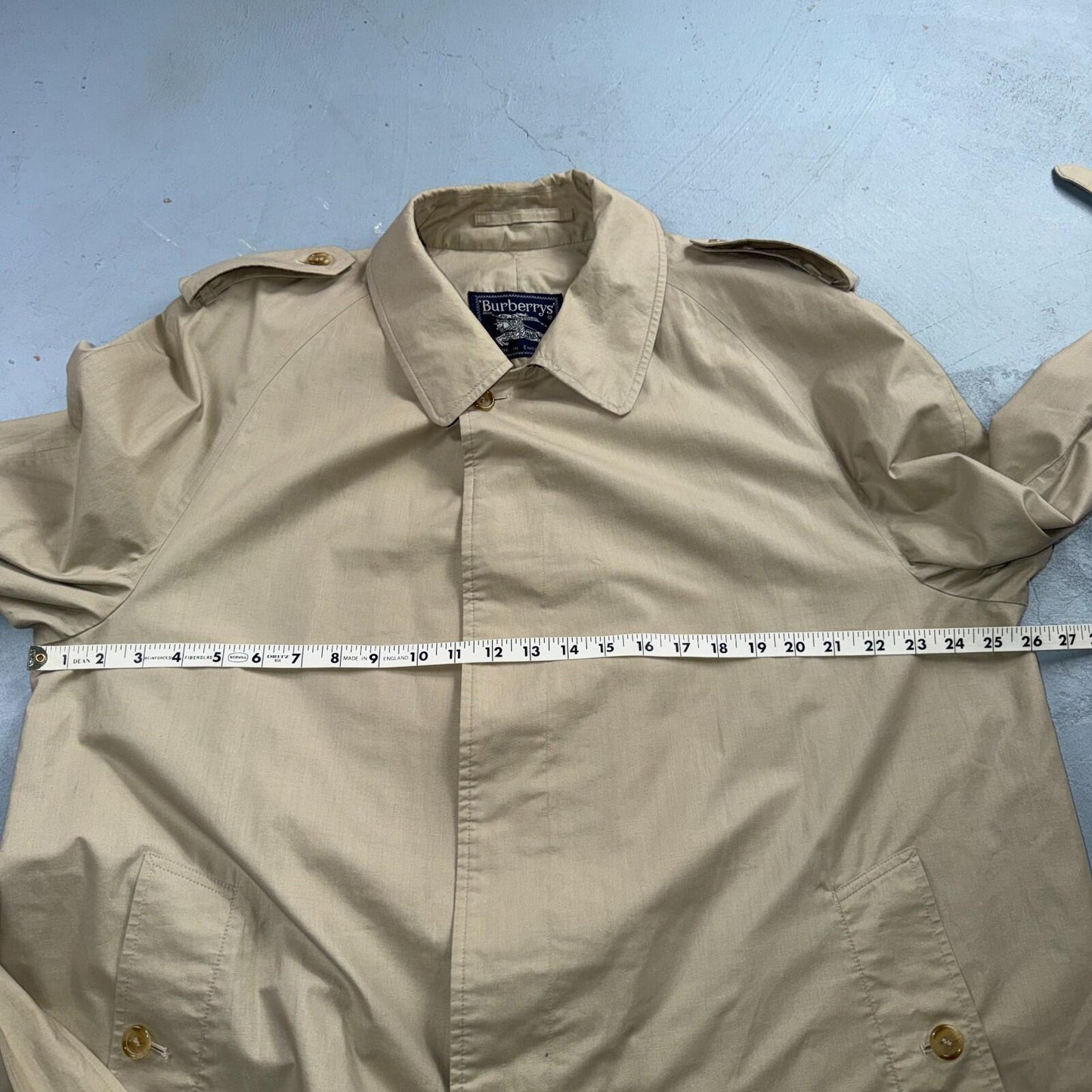 Burberry Trench Coat VTG Mens 46 Beige Check Collar Made in England Classic Belt