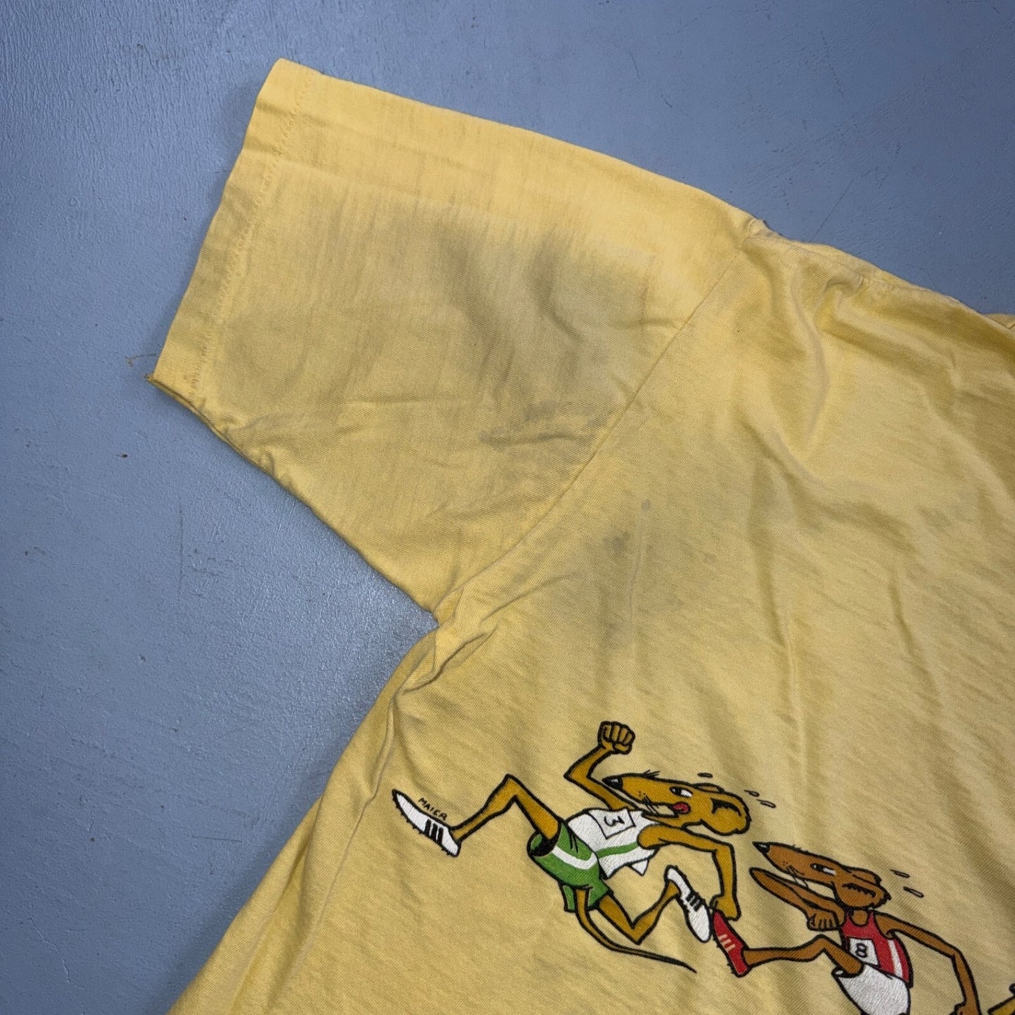 Vintage Rare 70s 1971 Crazy Shirt Hawaii Rat Race Yellow T-Shirt Large Stains