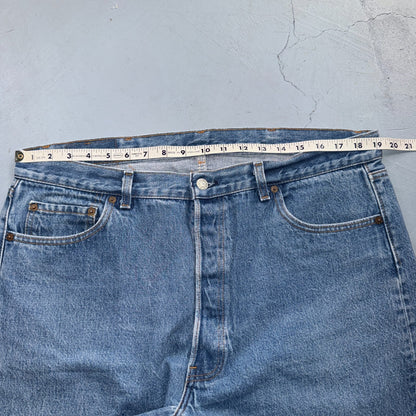Levis 501 Vintage 80s USA XX Straight Leg Jeans Blue Light Wash 40x33 Act 38x29