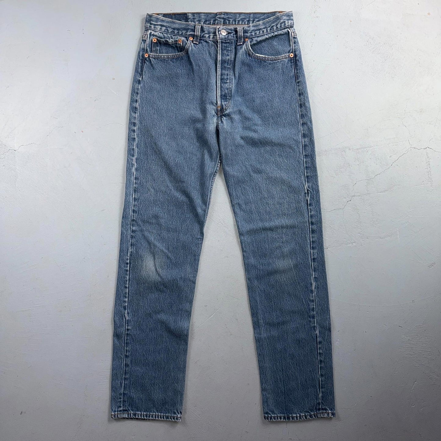 Levis 501 Vintage 80s USA XX Straight Leg Jeans Blue Light Wash 33x34 Act 31x32