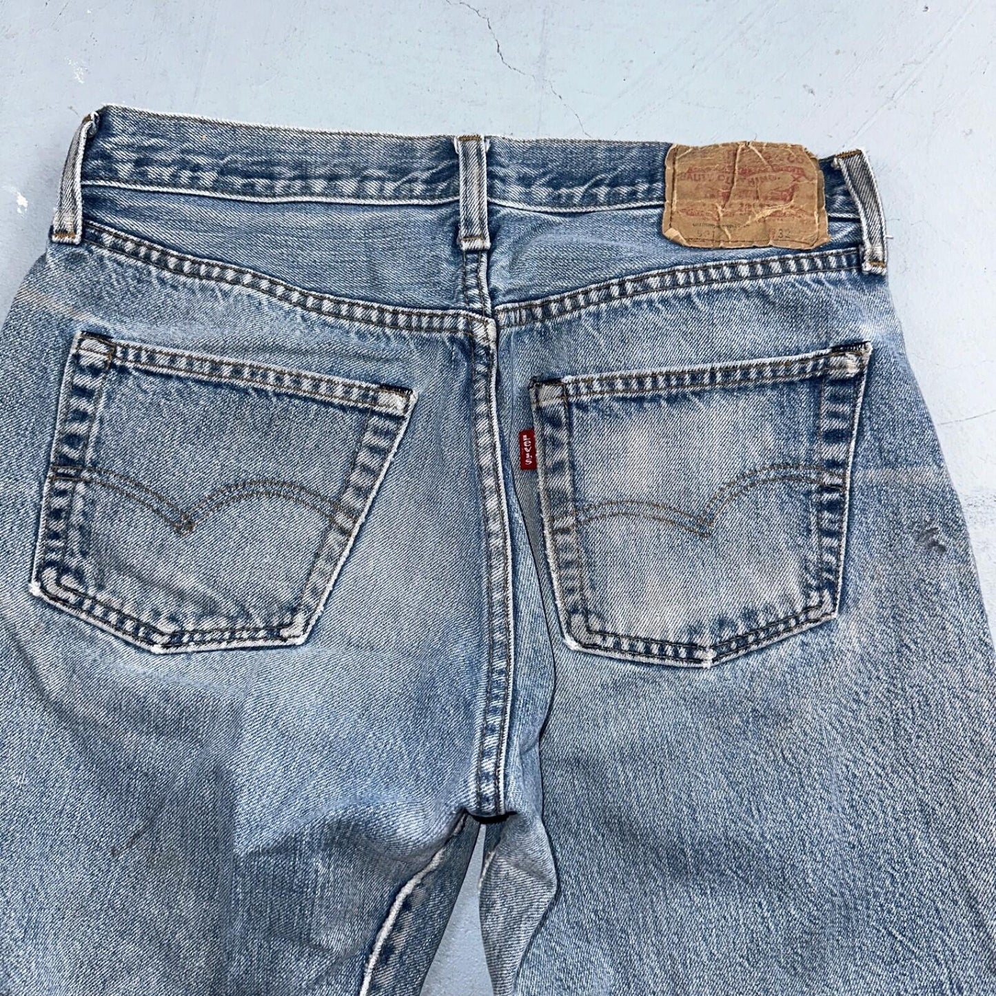 Levis 501 Vintage 80s Redline Selvedge USA Light Jeans Thrashed 32x36 Act 29x32