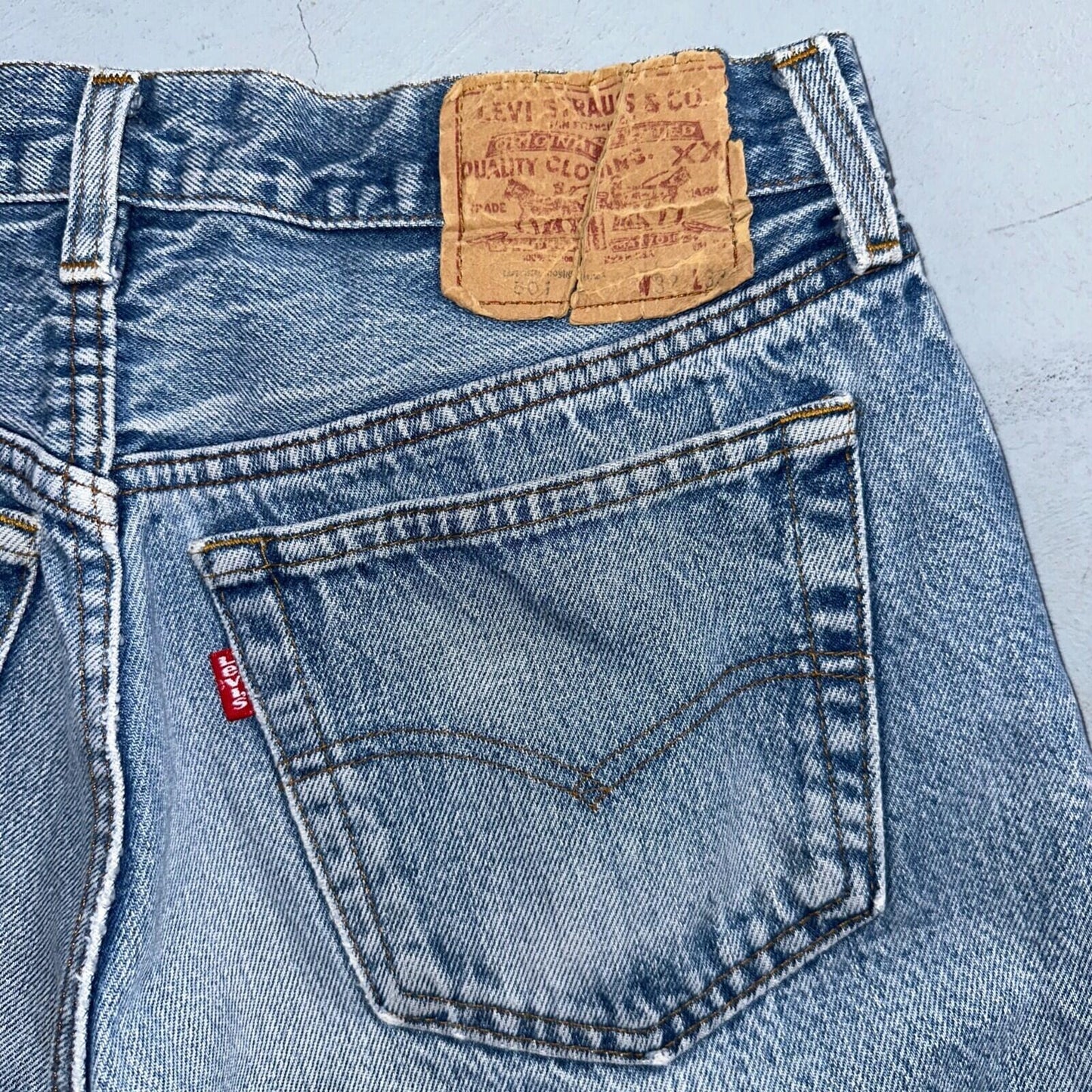 Levis 501 Vintage 80s USA XX Straight Leg Jeans Blue Light Wash 32x33 Act 29x27