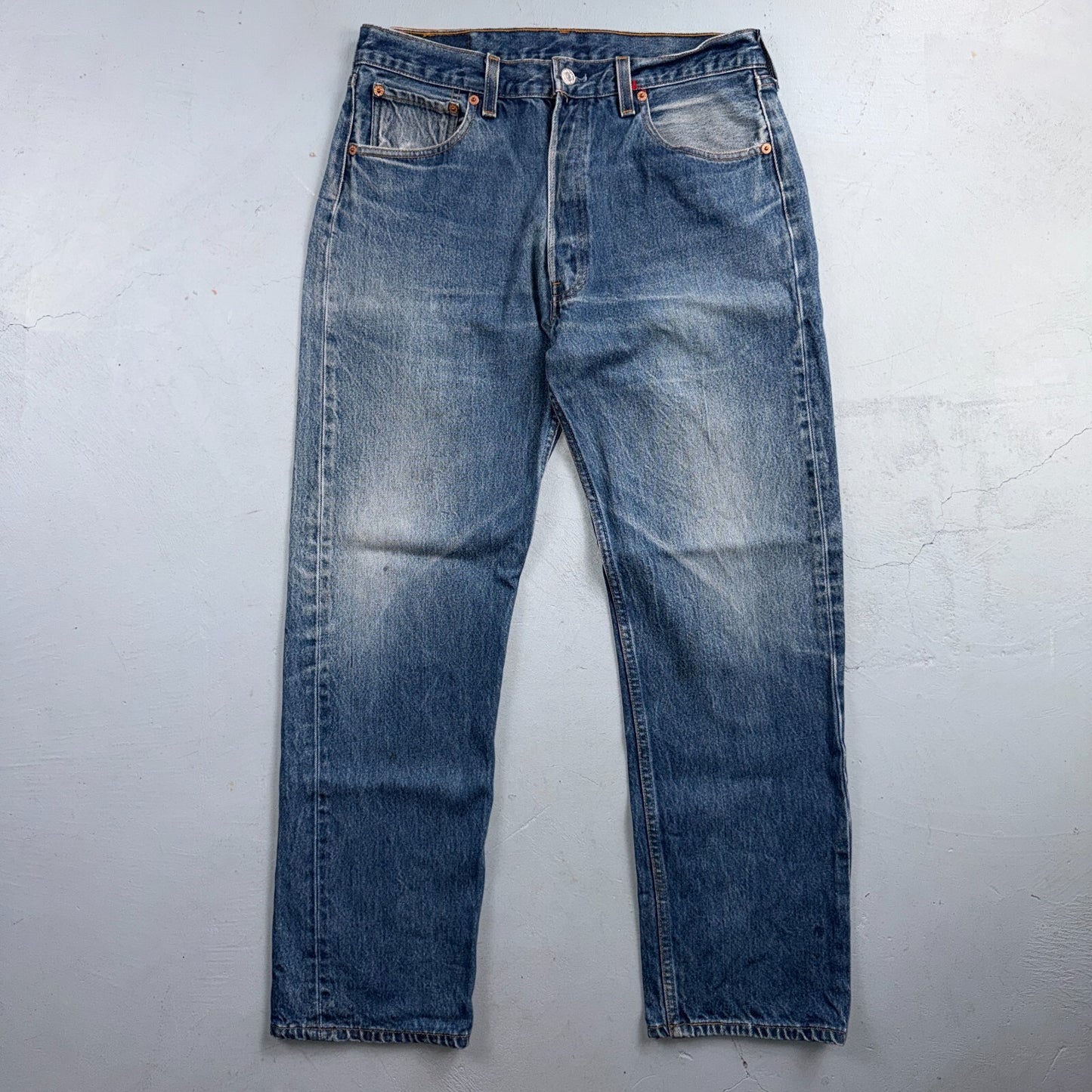 Levis 501 Vintage 90s USA XX Straight Leg Jeans Blue Light Wash 34x33 Act 31x28