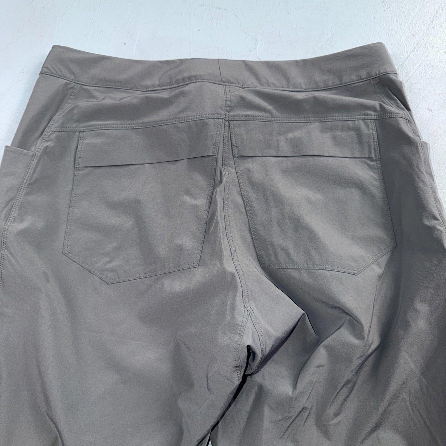 Arcteryx Performance Lefroy Pants 36 Pockets Lightweight Nylon Hiking Gamma Grey