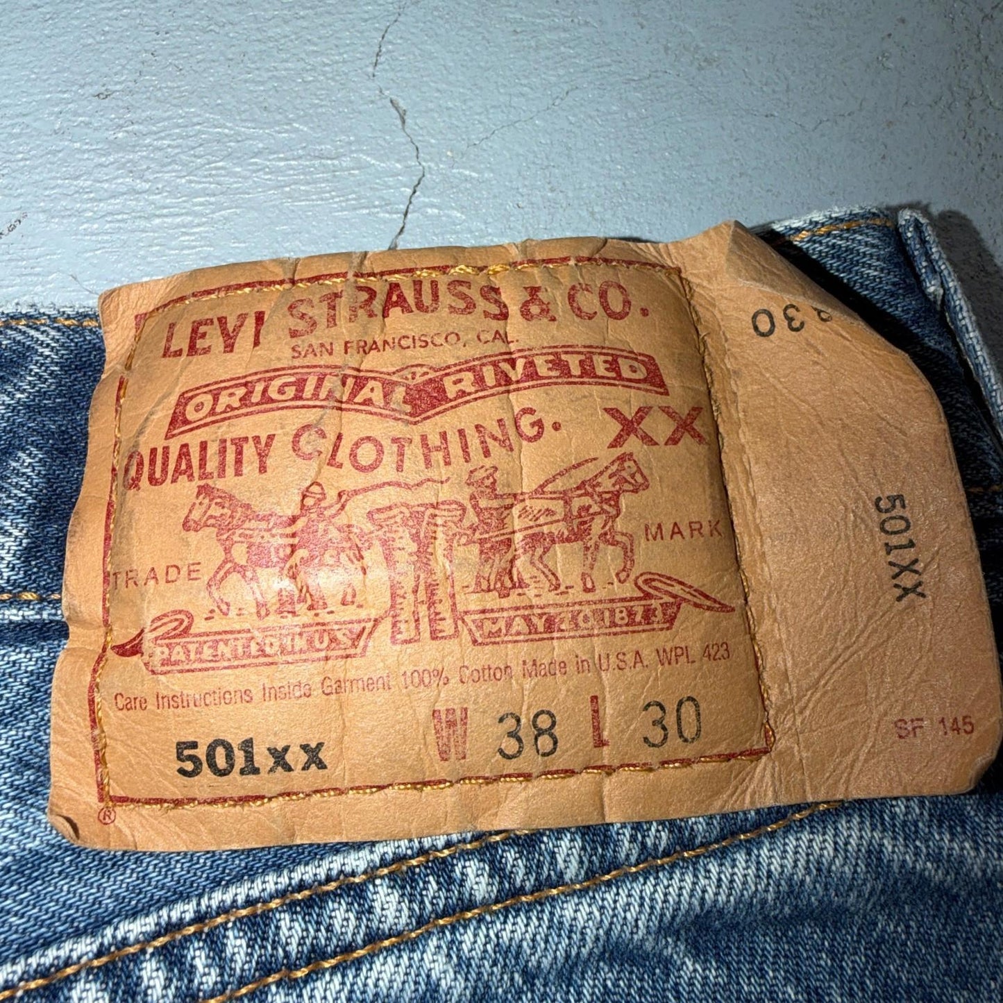 Levis 501 Vintage 90s USA XX Straight Leg Jeans Blue Light Wash 38x30 Act 35x26