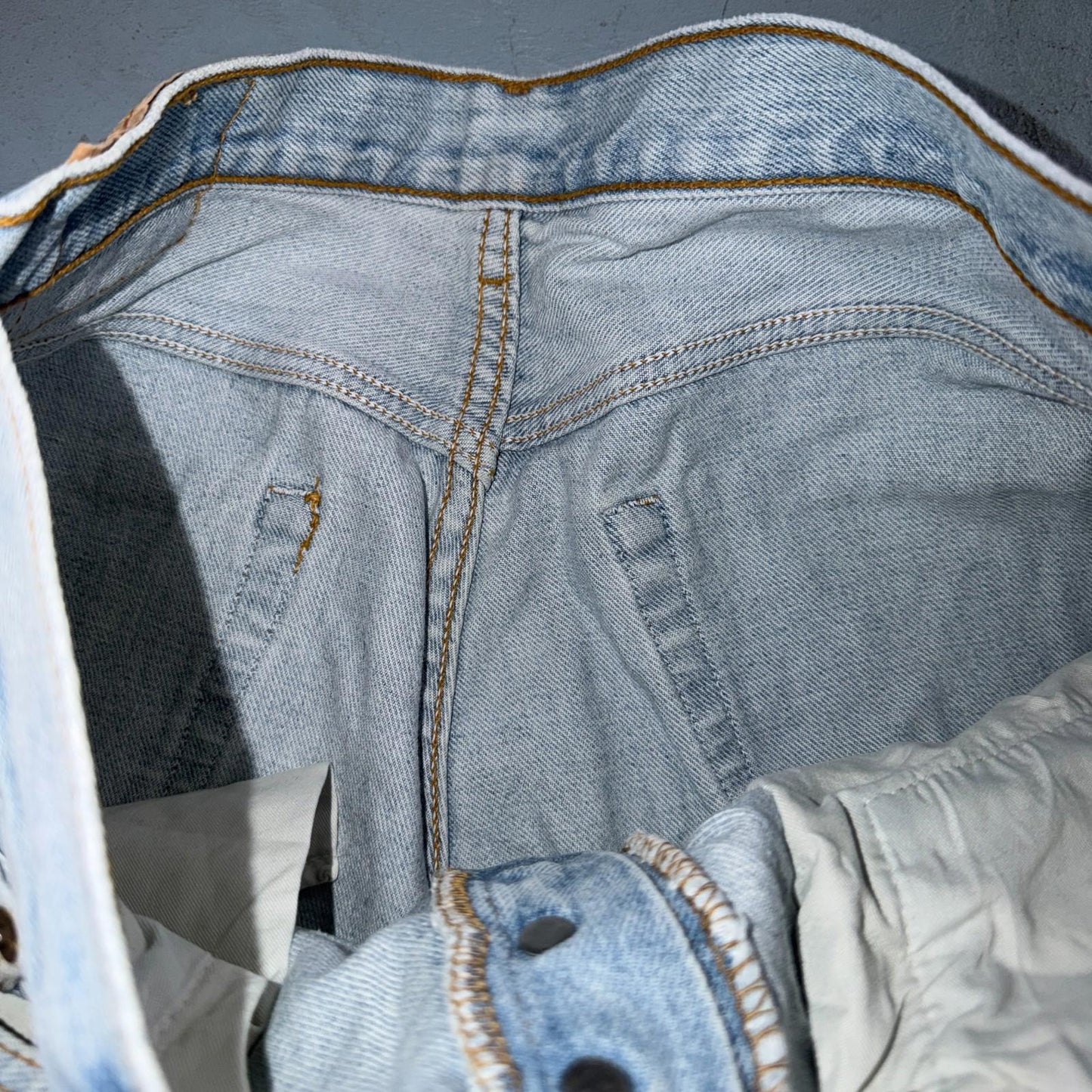 Levis 501 Vintage Y2K 90s XX Straight Leg Jeans Blue Light Wash 33x36 Act 31x32
