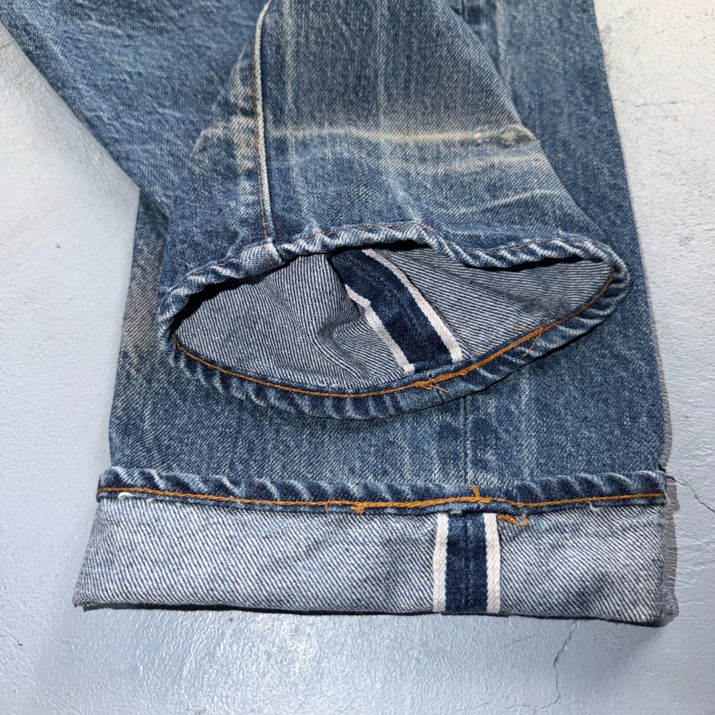 Levis 501 Vintage 80s Redline Selvedge USA XX Jeans Light Wash 31x40 Act 29x35