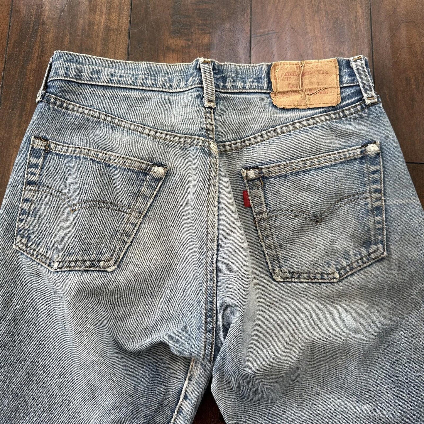 Levis Vintage 80s Redline Selvedge USA 501 Light Wash Jeans 70s 31x36 Act 28x31