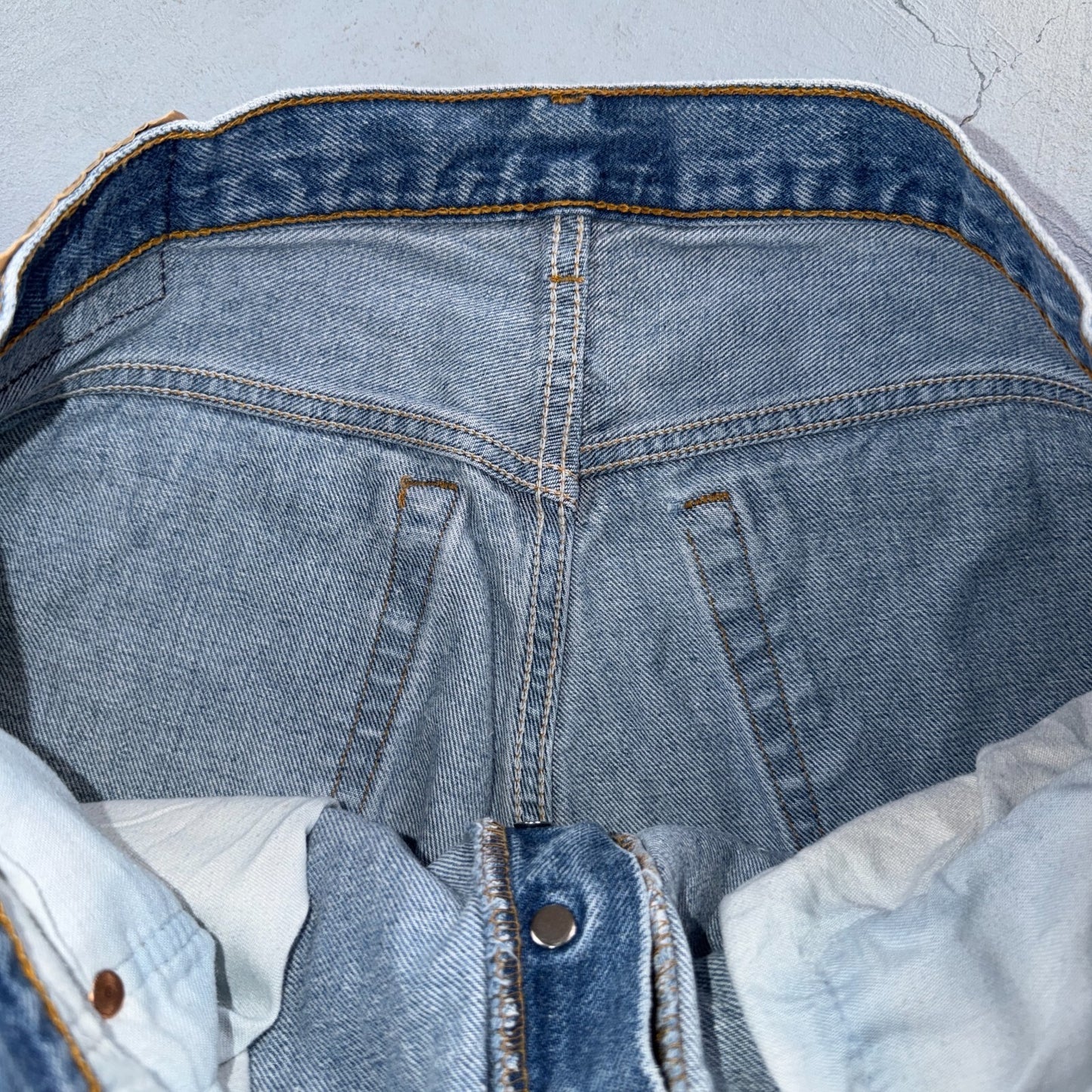 Levis 501 Vintage 80s USA XX Straight Leg Jeans Blue Light Wash 38x34 Act 35x30