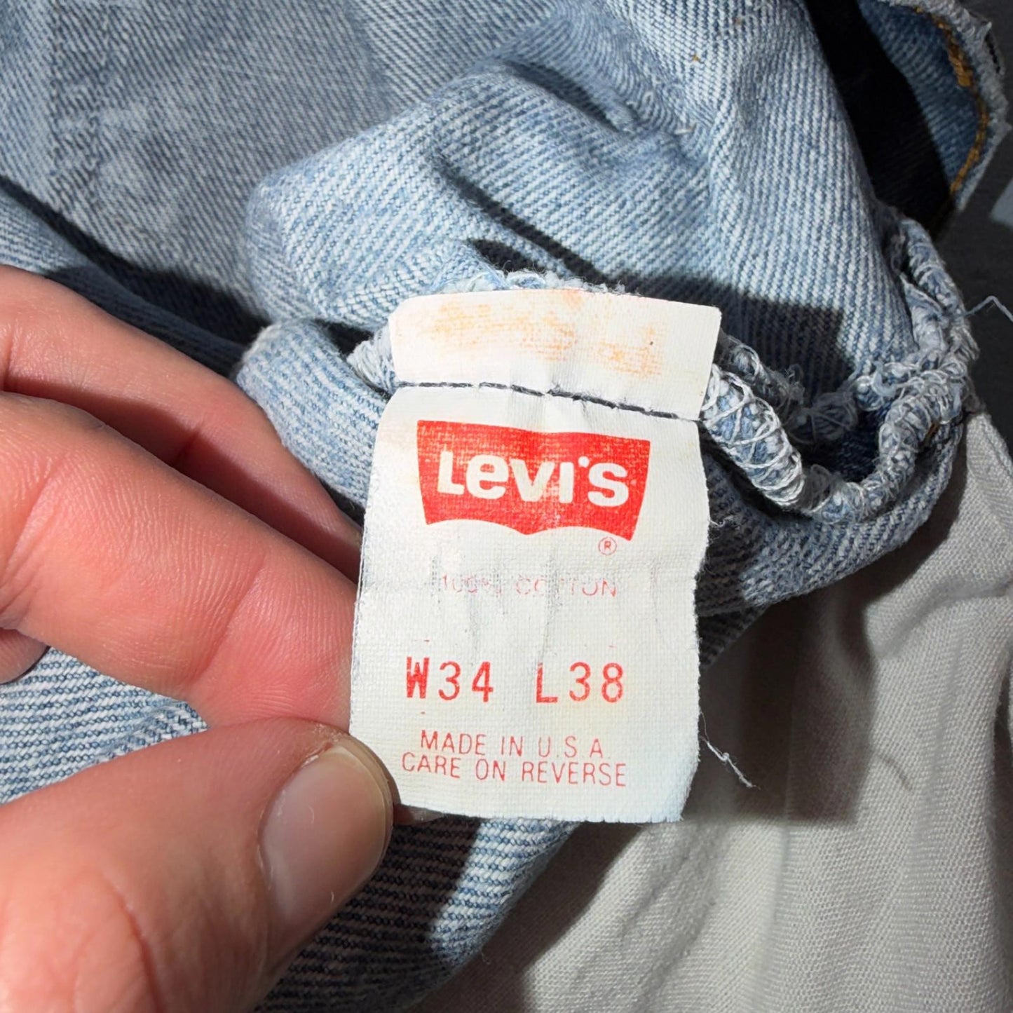 Levis 501 Vintage 80s USA XX Straight Leg Jeans Blue Med Wash 34x38 Act 31x33