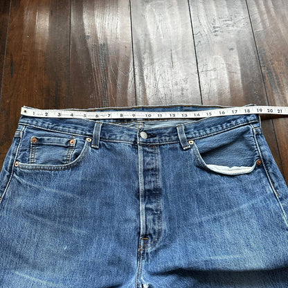 Levis 501 Vintage Y2K Straight Leg XX 2000s Jeans 38x32 Med Wash Act 37x30