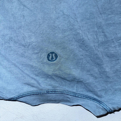 Men's Lululemon Short Sleeve Crew Neck Athletic Shirt Size M? Graphic Stripes