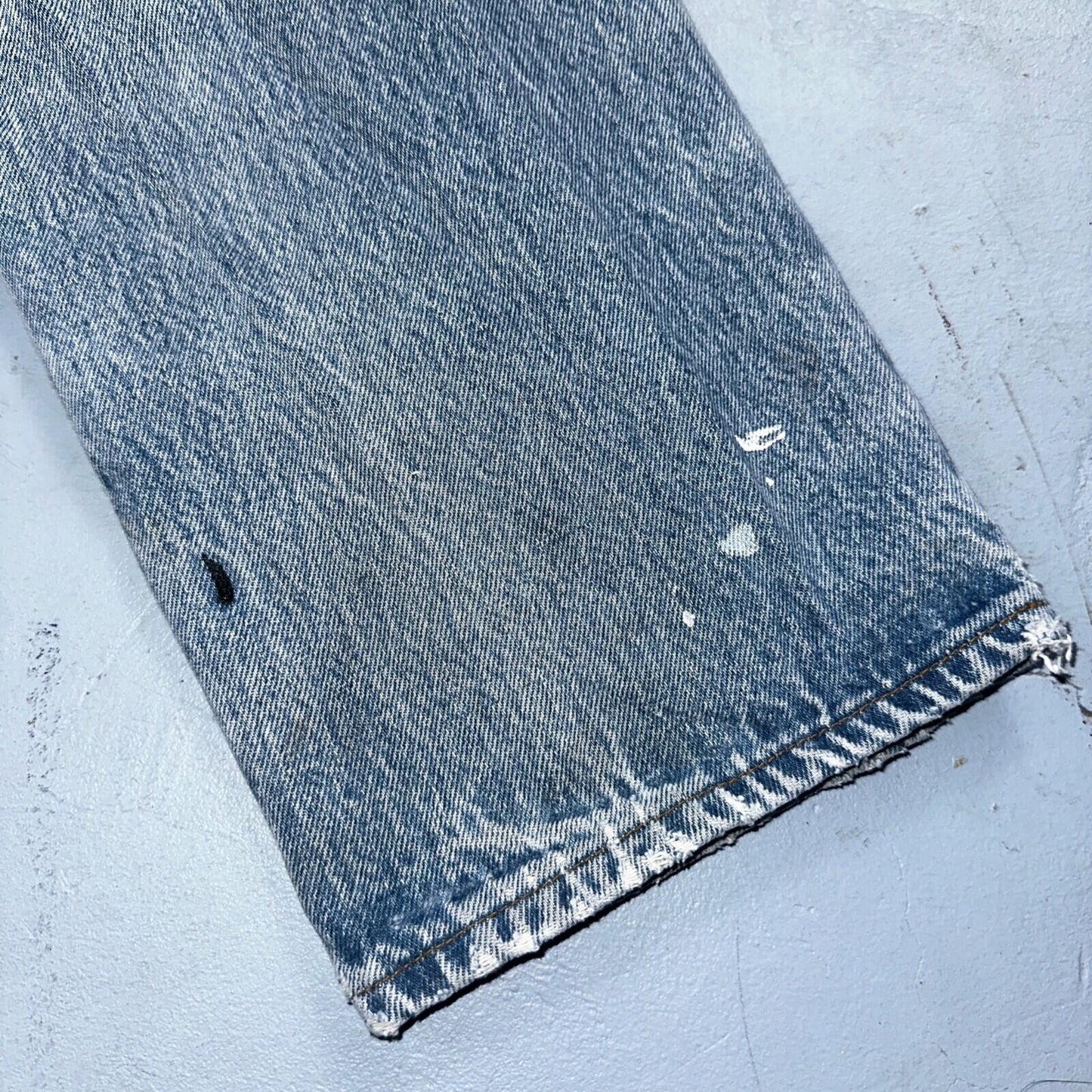 Levis 501 Vintage 90s USA XX Straight Leg Jeans 33x36 Light Wash Act 30x30