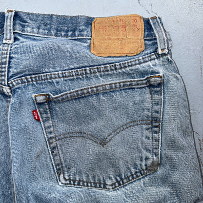 Levis 501 Vintage 80s USA XX Straight Leg Jeans Blue Light Wash Act 34x32