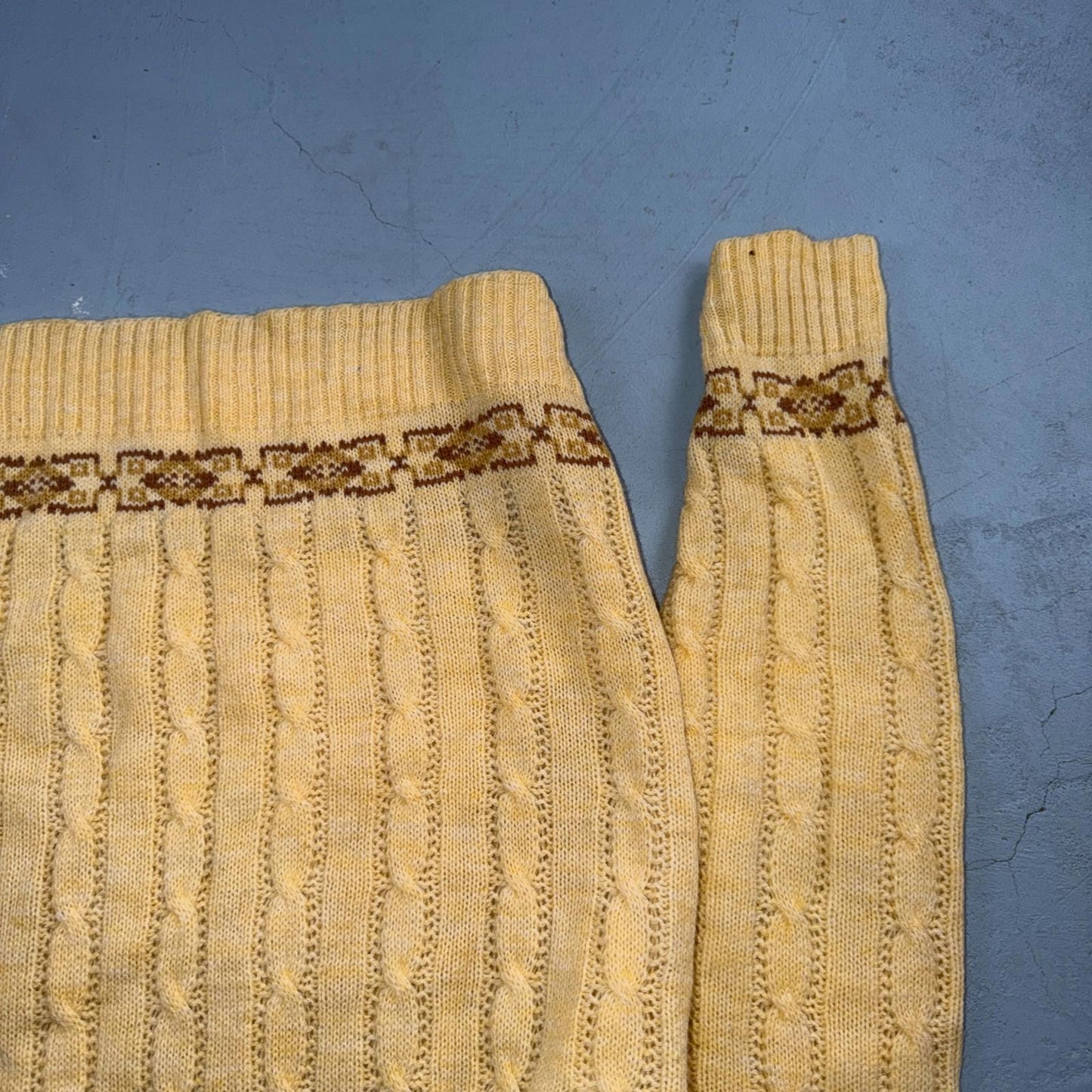 JANTZEN Vintage Sweater Pullover Patterned Cable Knit Cream Size XL Made USA