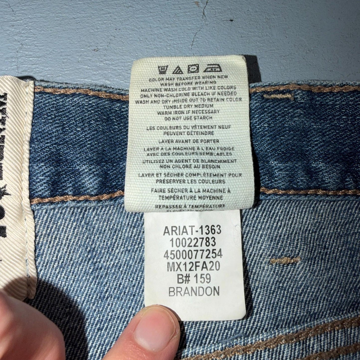 Ariat NWT Jeans Men's Size 36 x 38 Legacy M2 Relaxed Boot Cut Medium Wash