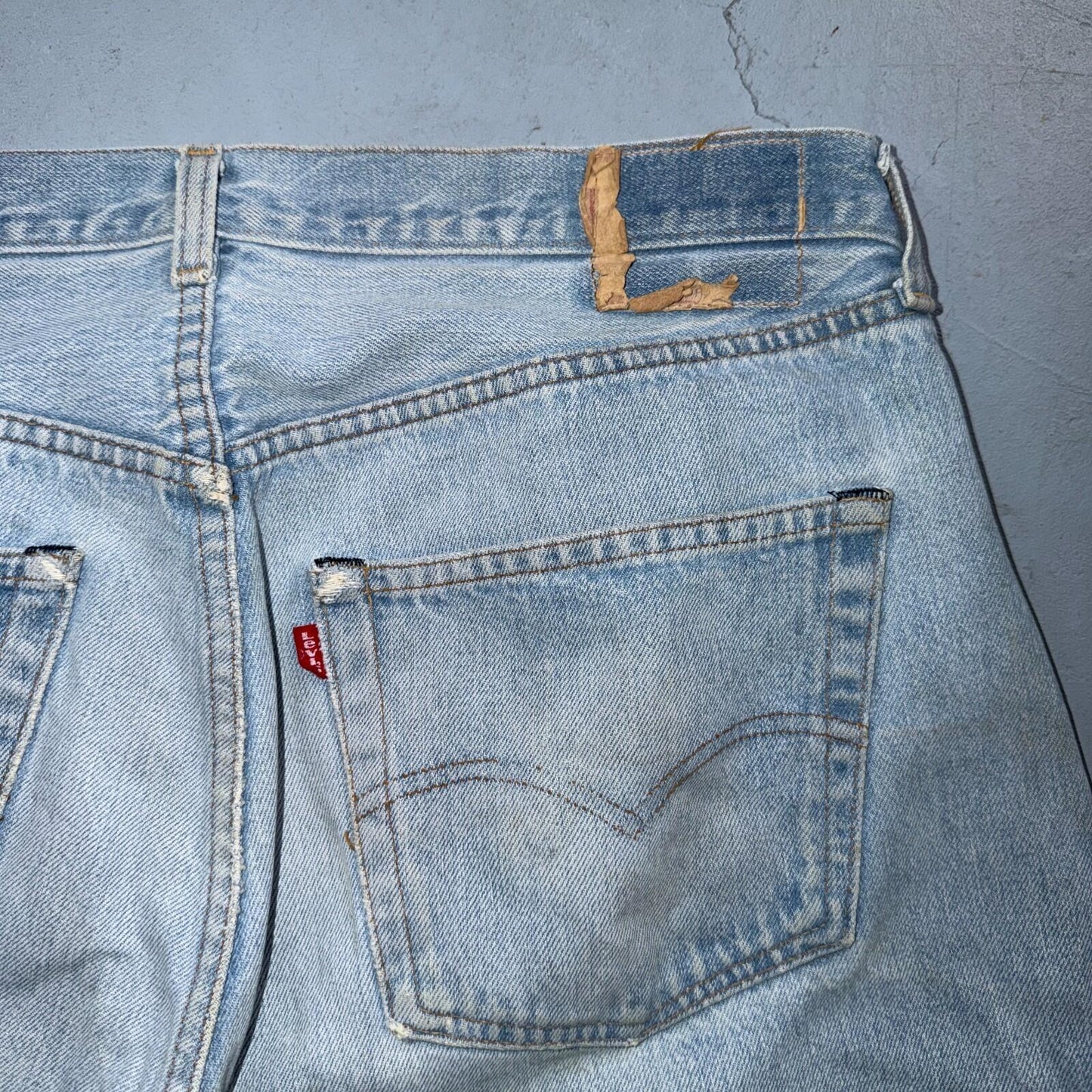 Levis 501 Vintage 80s Redline Selvedge USA XX Jeans Light Wash 38x40 Act 36x36