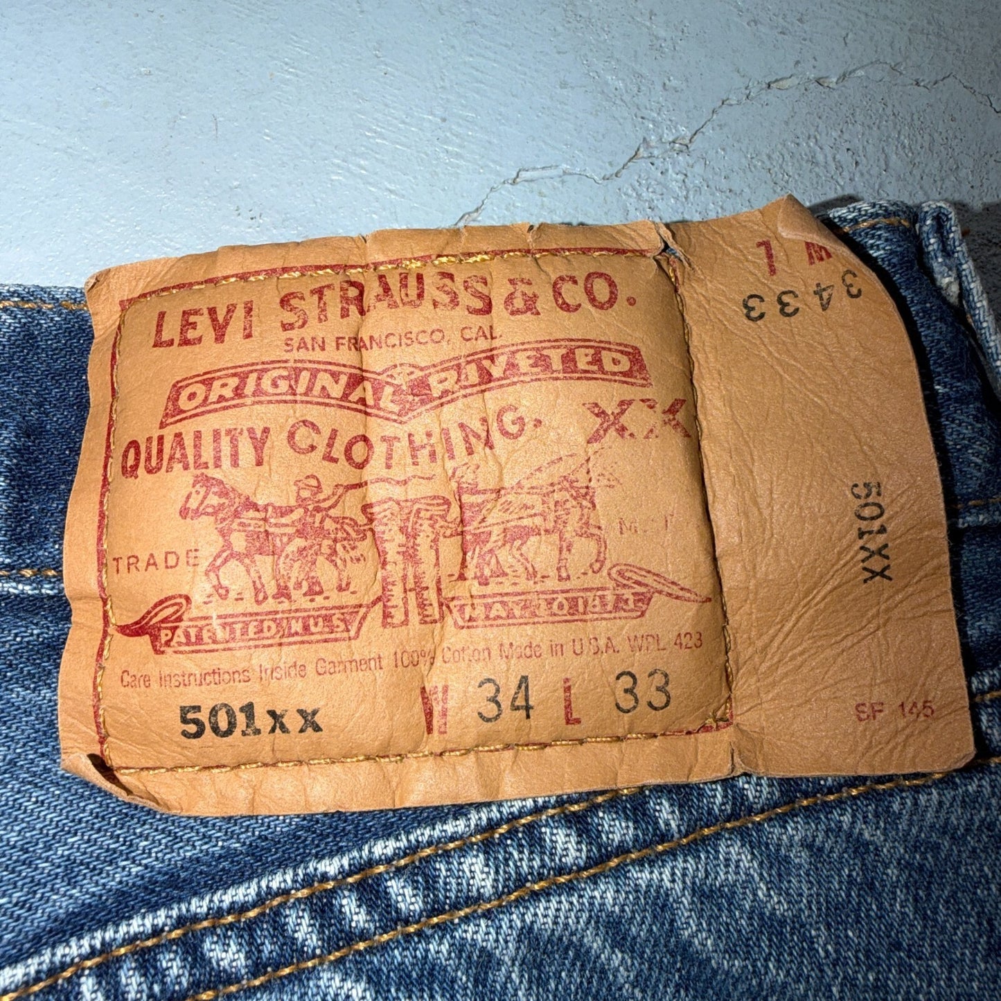 Levis 501 Vintage 90s USA XX Straight Leg Jeans Blue Light Wash 34x33 Act 31x28