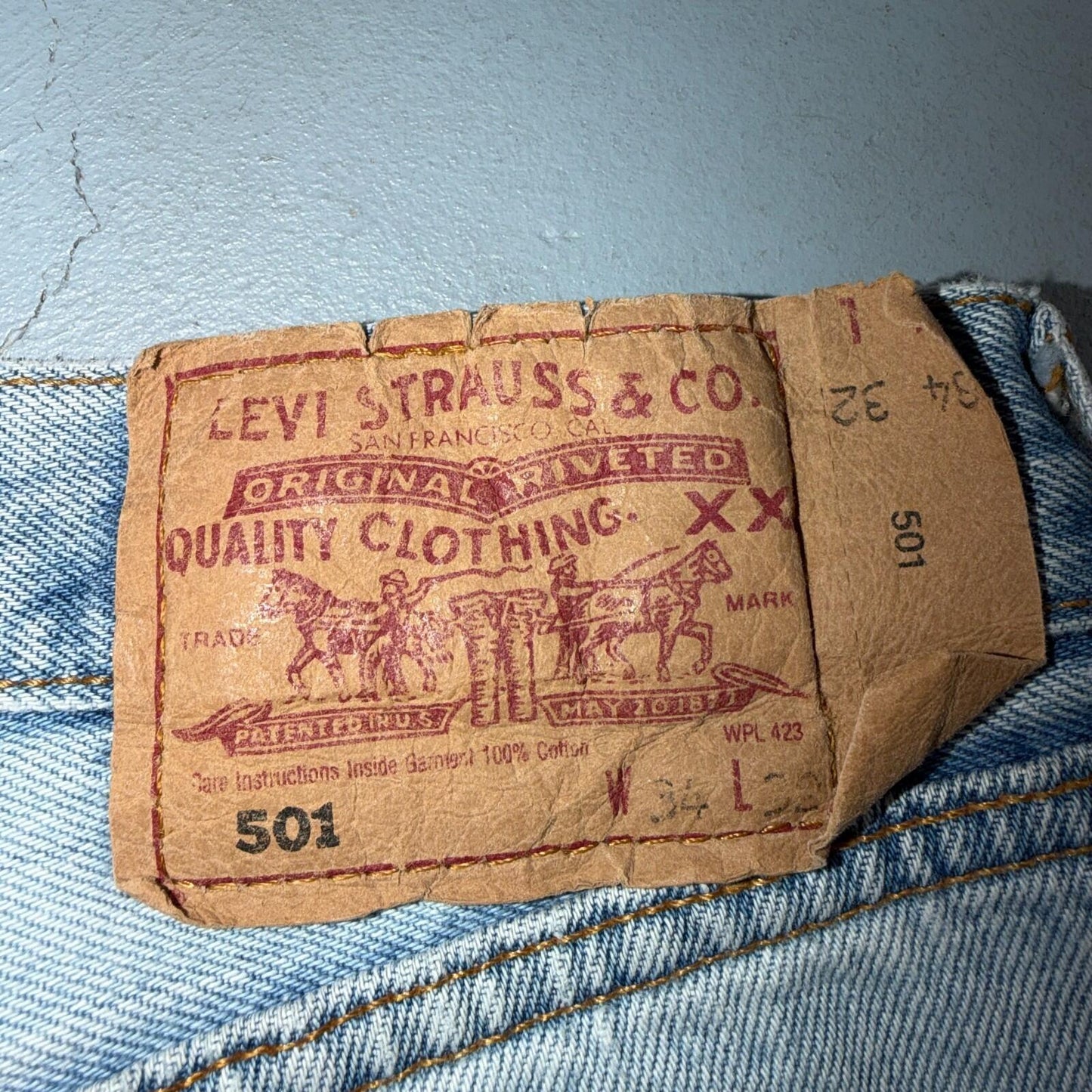 Levis 501 Vintage Y2K 90s XX Straight Leg Jeans Blue Light Wash 34x32 Act 33x31