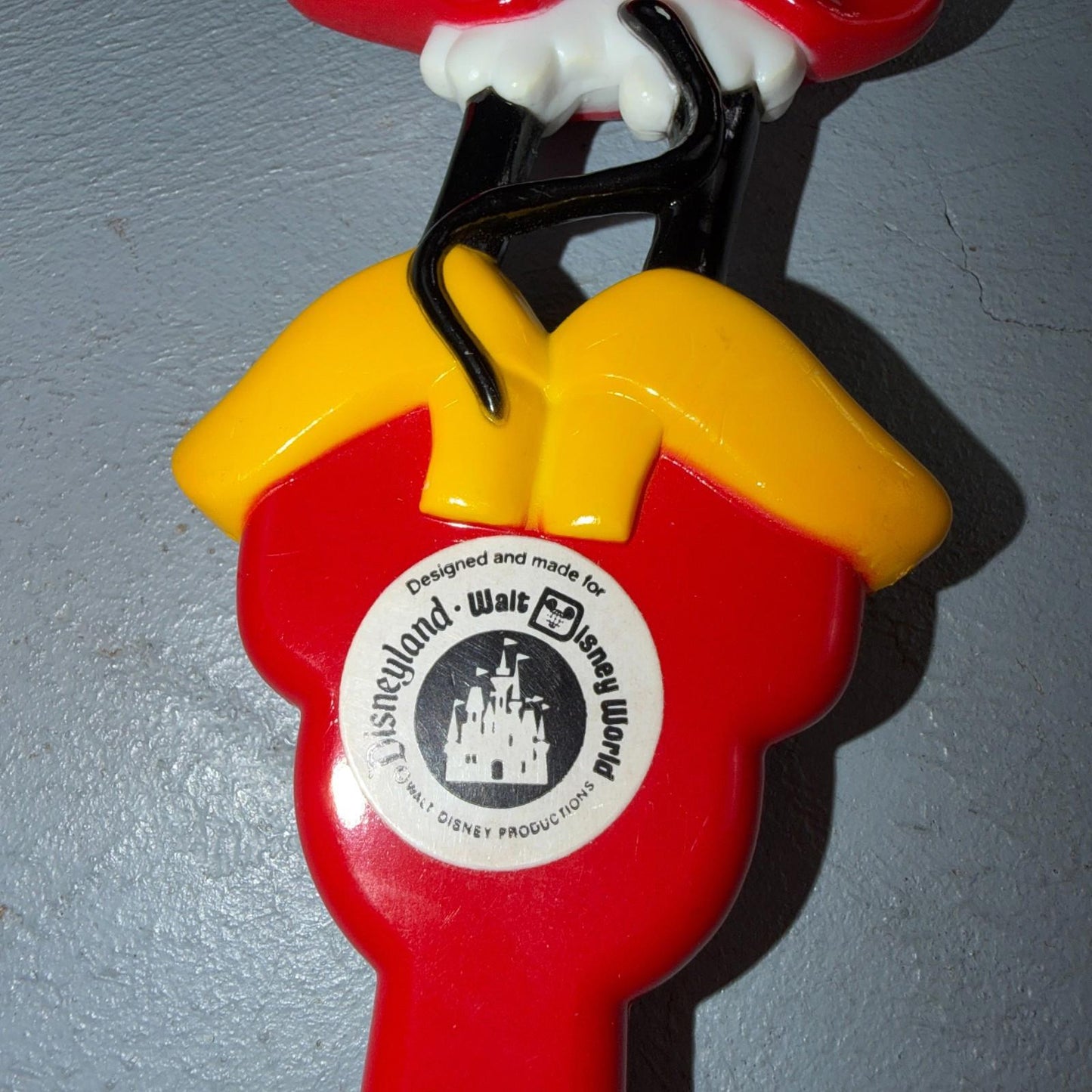 Disneyland Walt Disney World Minnie Mouse Back Scratcher 15 inches