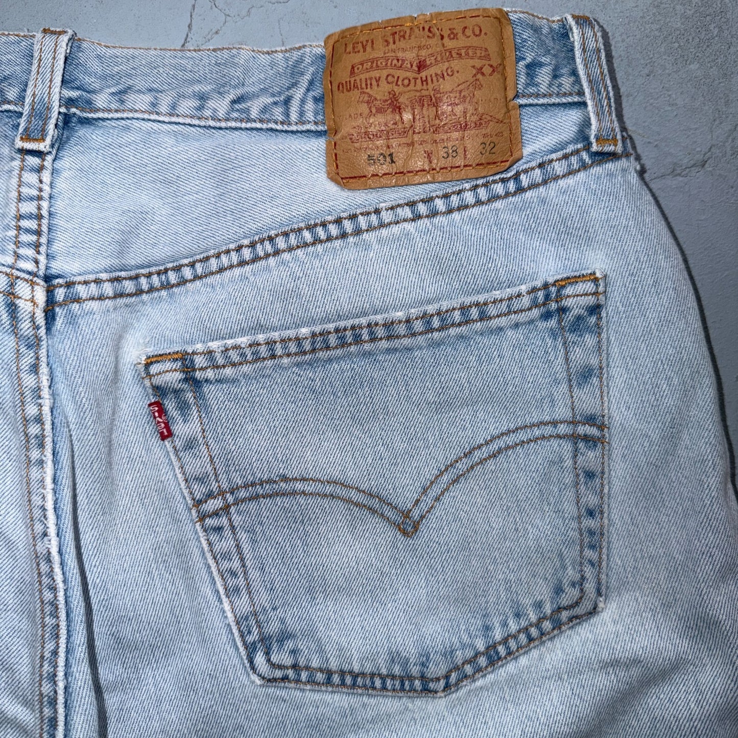 Levis 501 Vintage 90s USA XX Straight Leg Jeans Blue Light Wash 38x32 Act 36x30