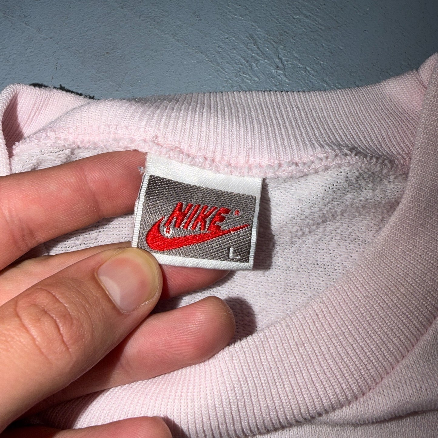 Vintage 90s Nike Mini Swoosh Embroidered Crewneck Sweatshirt Pink L Gray Tag