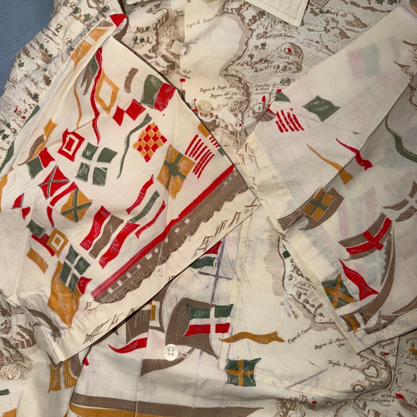 VTG 50s PENNEYS Hawaiian Flags Button Aloha Shirt Rockabilly THRASHED 1950s