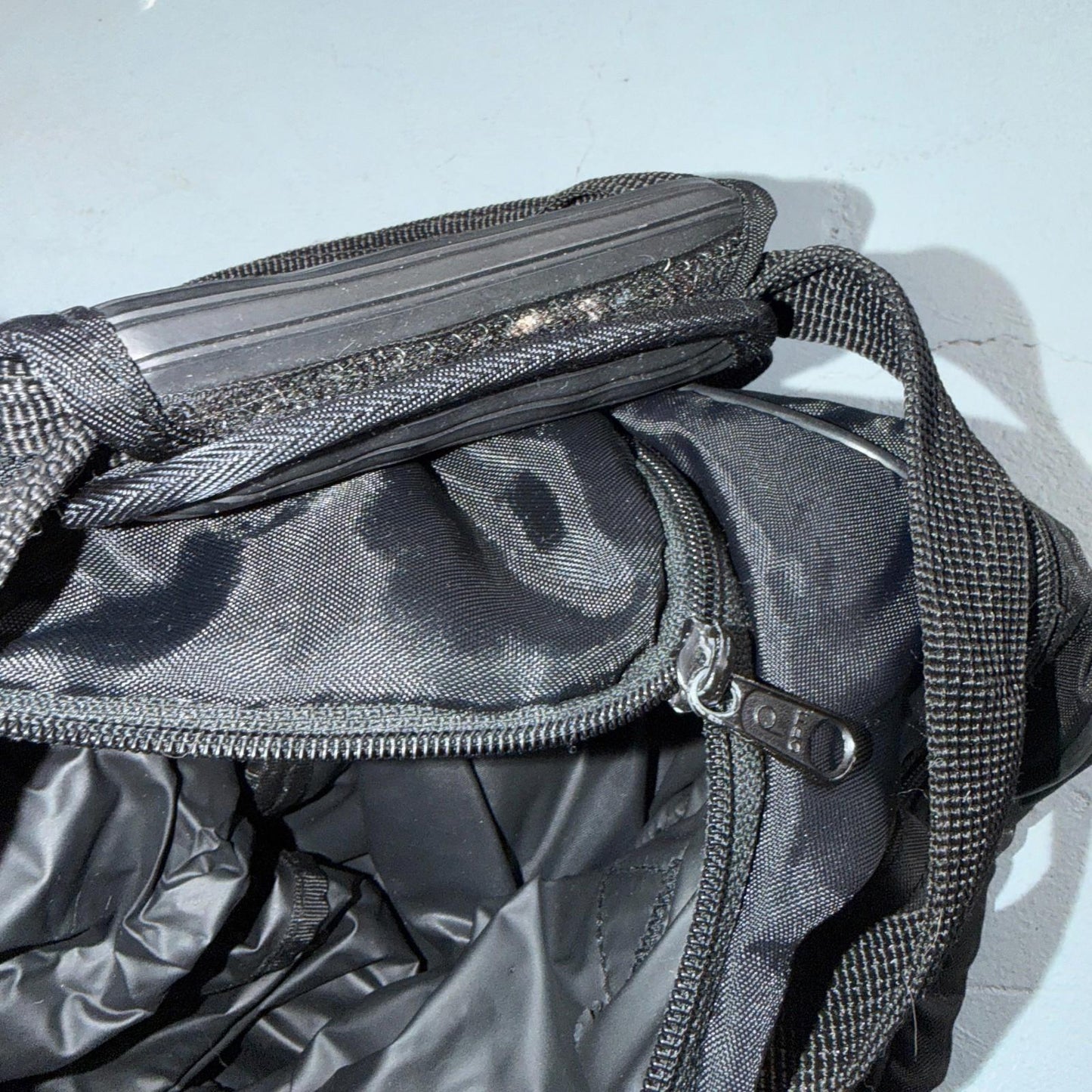 Vintage Nike Duffle Gym Bag Black Red Check Swoosh White Tag Basketball Large