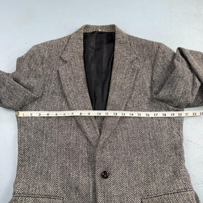Harris Tweed Stafford Vintage 40 Blazer Gray Herringbone Wool Sport Coat USA