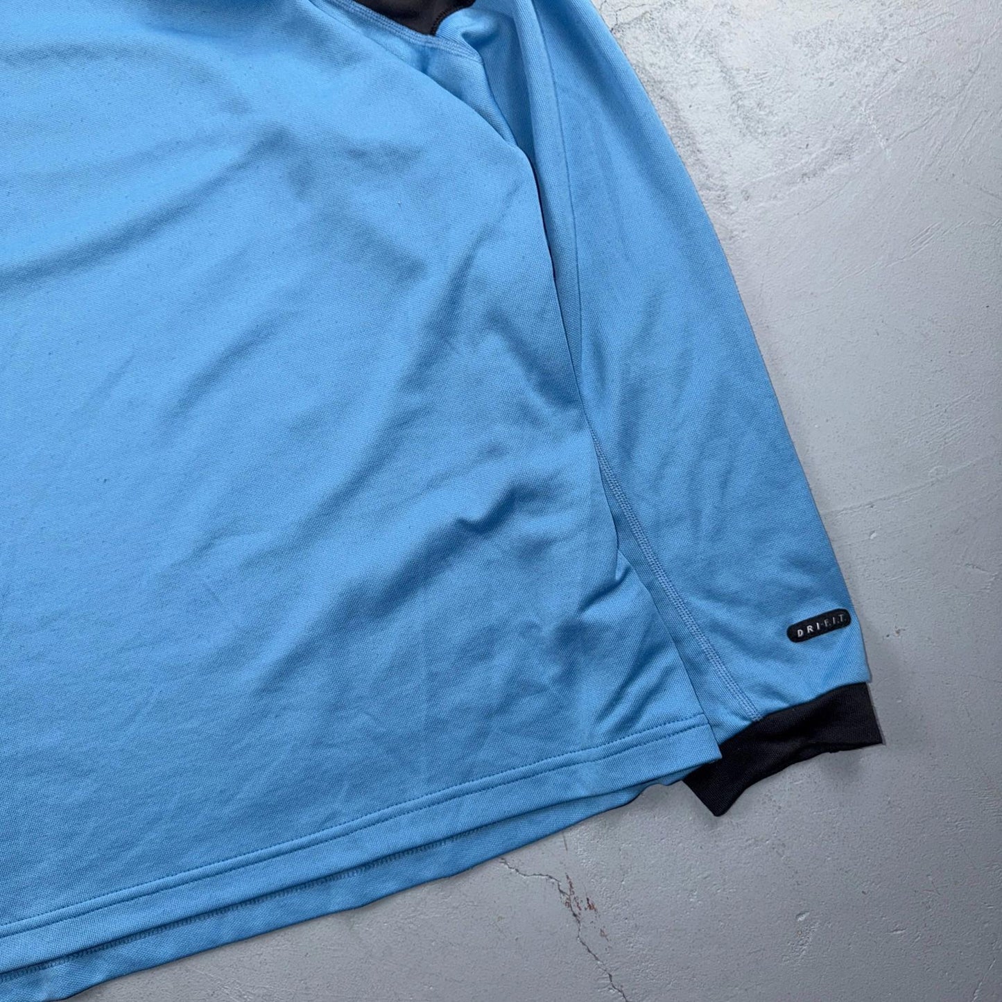 Nike ACG Base Layer Shirt XL Black Blue Comfort & Durability Outdoor Y2K 90s