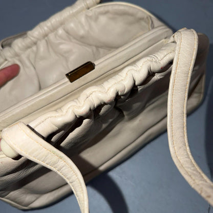 Vintage 1960s White Handbag Double Handle Clasp Closure by Best Co USA Made