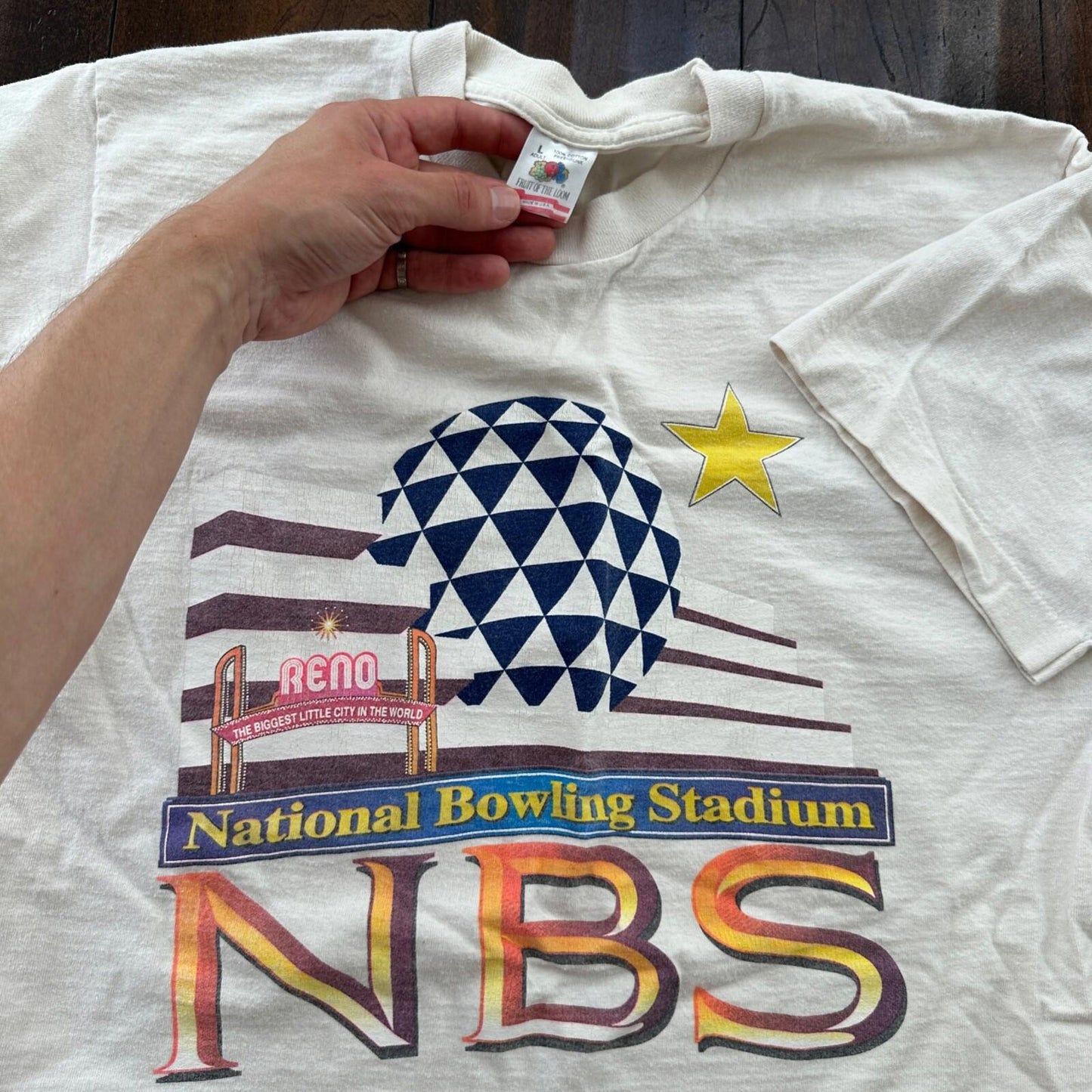 National Bowling Stadium Vintage T Shirt Abstract Art Star 90s Reno Oregon