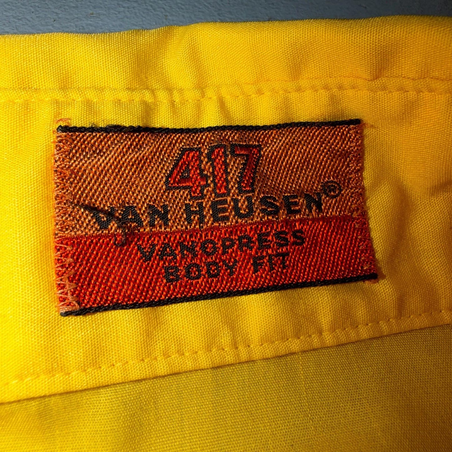 417 by Van Heusen Men's Yellow Tartan Solid Long Sleeve Button-Down Shirt VTG