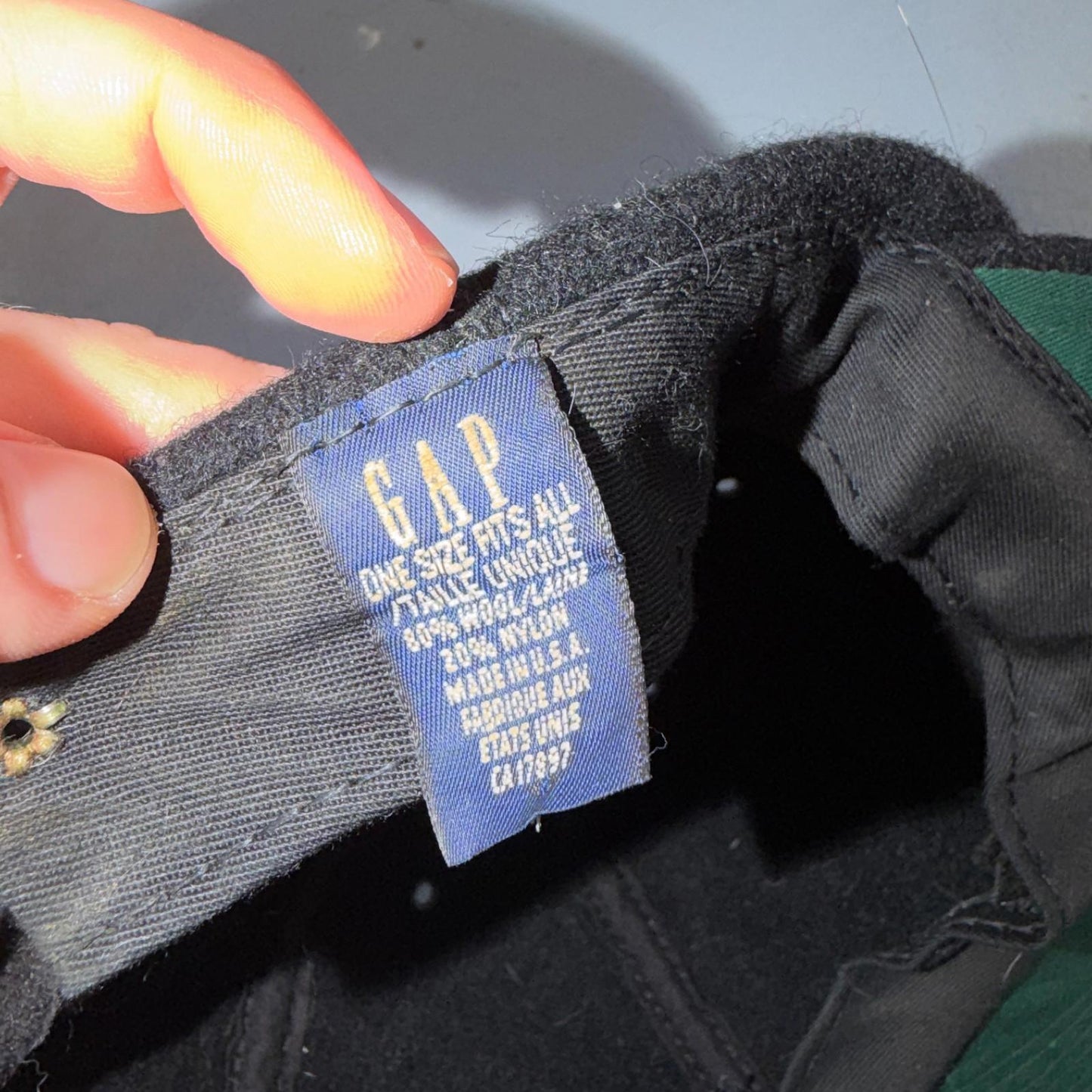GAP Wool USA VTG Hat Baseball Cap Snapback Black Damaged Brim Cool Basic Blank