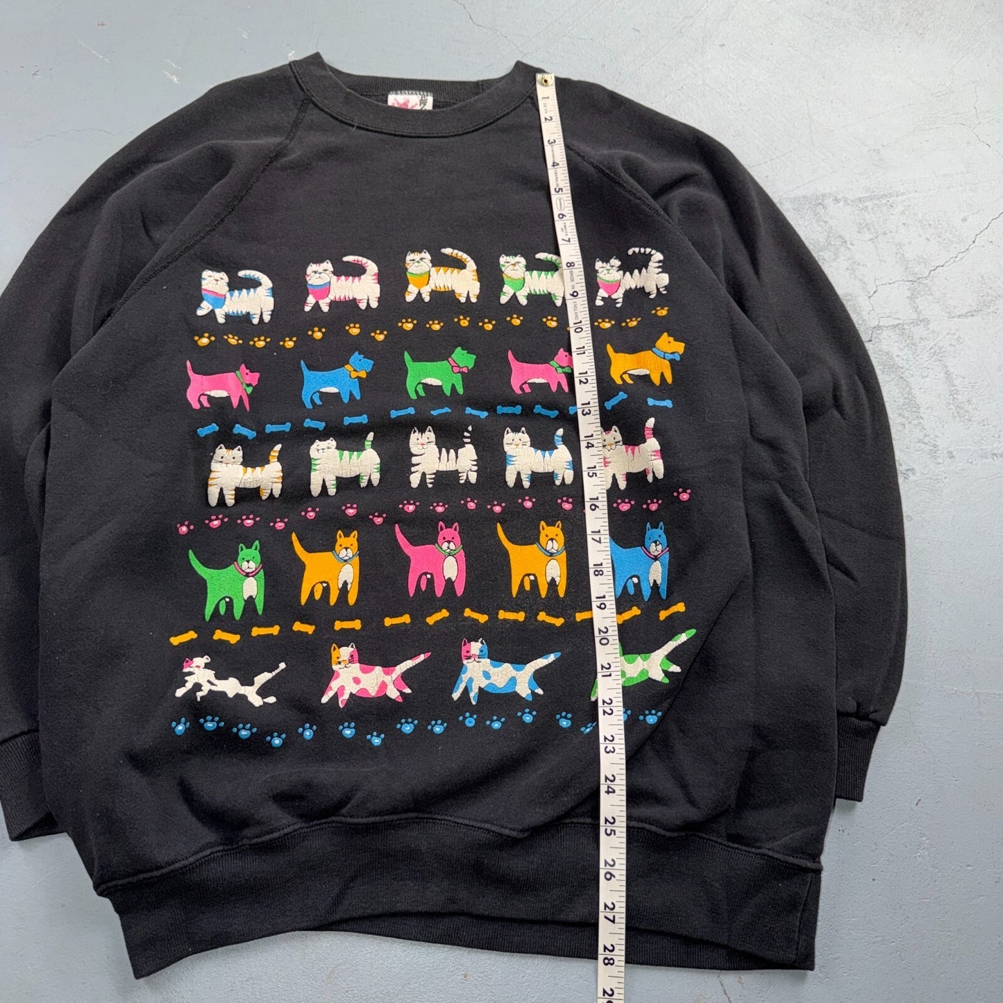 Vintage 90s Cats Dogs Animal Graphic Sweatshirt Black Cute USA One Size Art