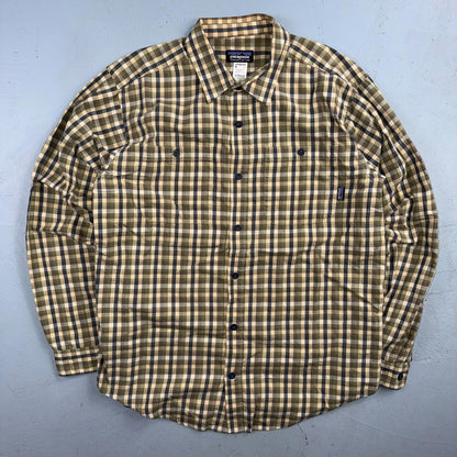 Patagonia Button Front Shirt Mens M Brown Plaid Organic Cotton Long Sleeve