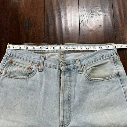 VTG 90s Levis 501 Button Fly 34x30 UK Tag Jeans Light Wash Blue XX Act 32x27