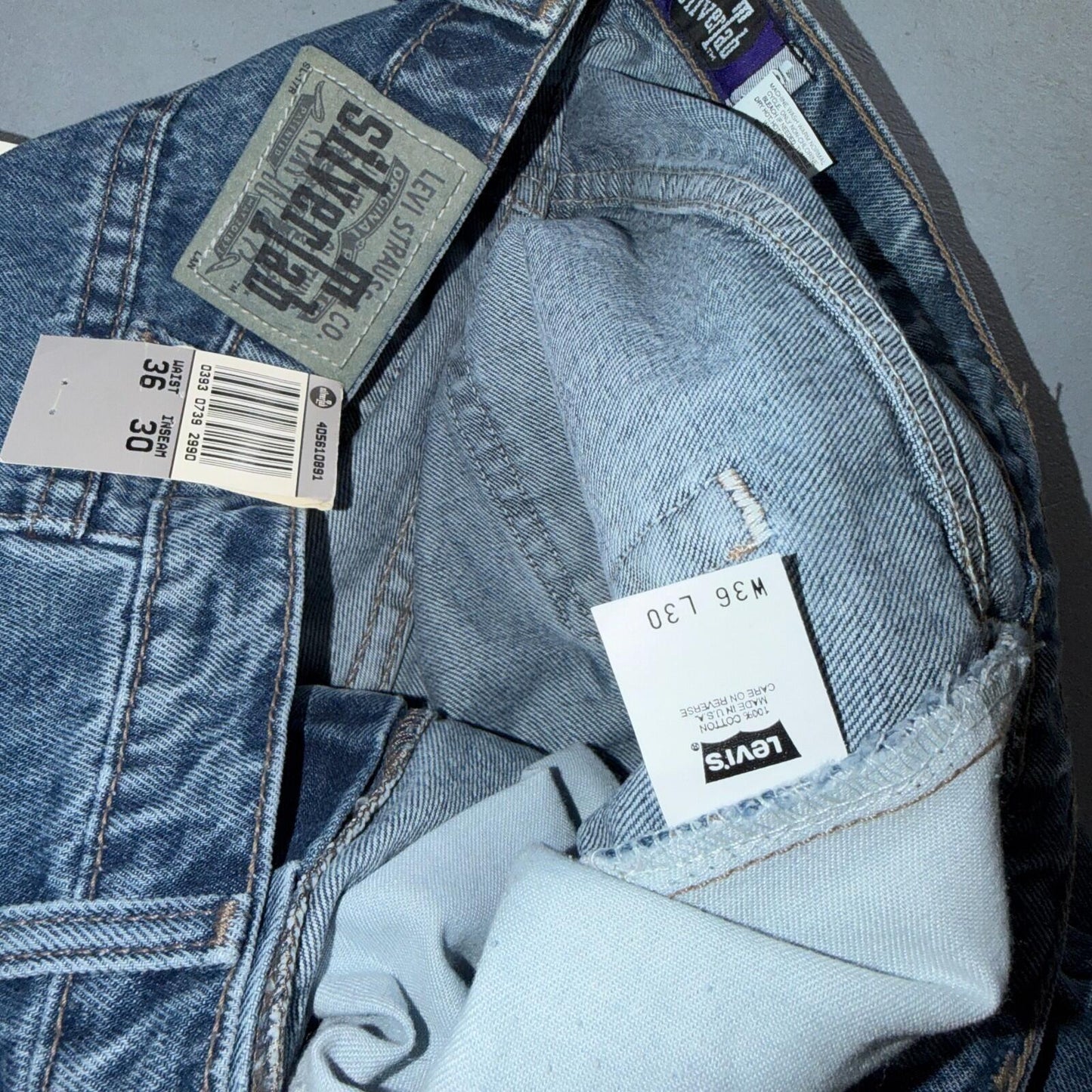 Levis NOS Vintage 90s Silvertab Baggy Loose Denim Jeans USA Blue Mens DS 36x30