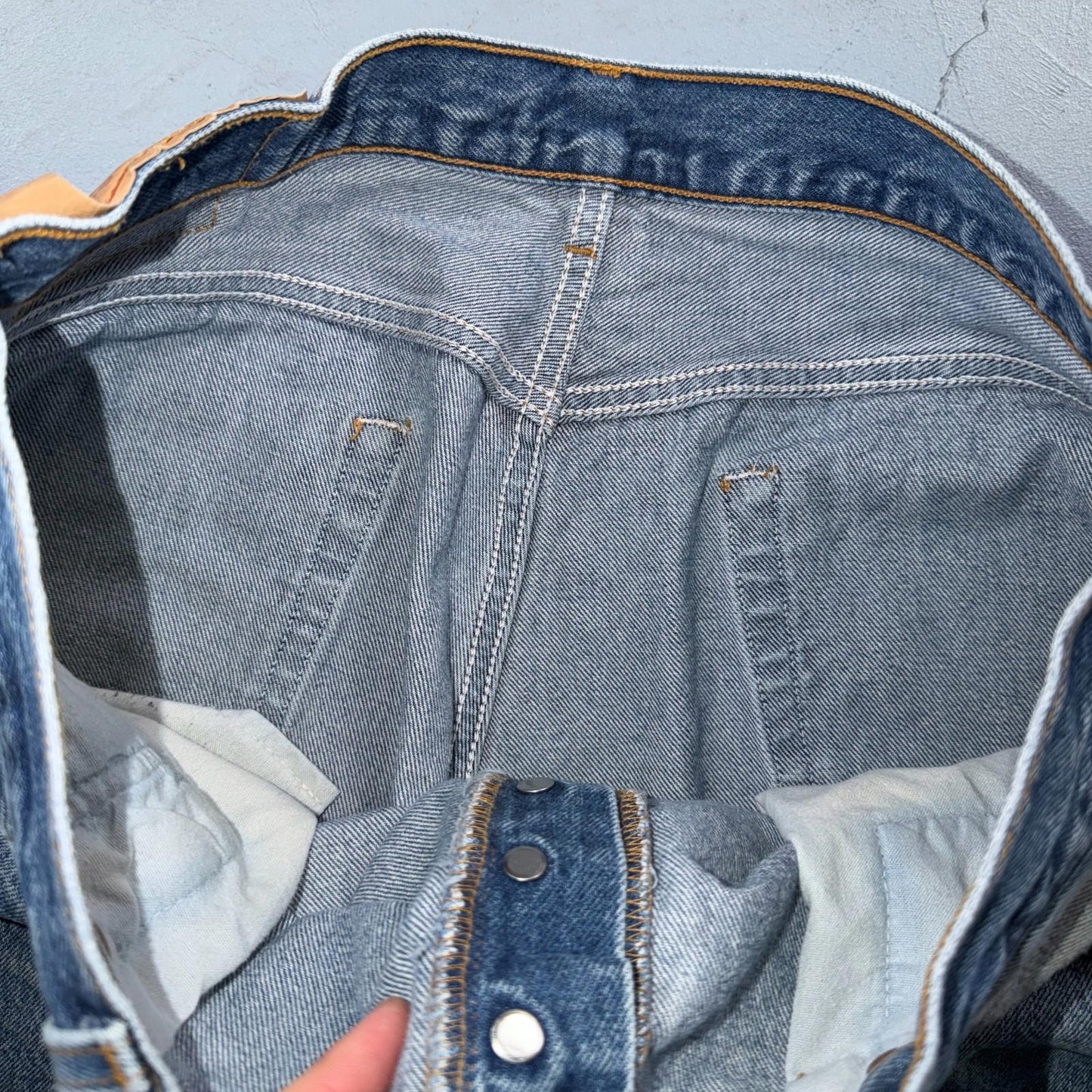 Levis 501 Vintage 90s USA XX Straight Leg Jeans Blue Light Wash 38x30 Act 35x26