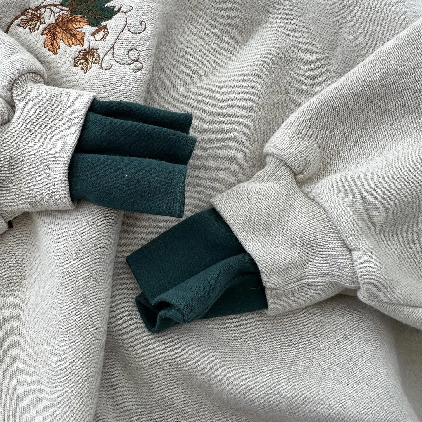 PFI Womens Size XL Autumn Leaves Long Sleeve Green Fall Collared Sweatshirt 90s