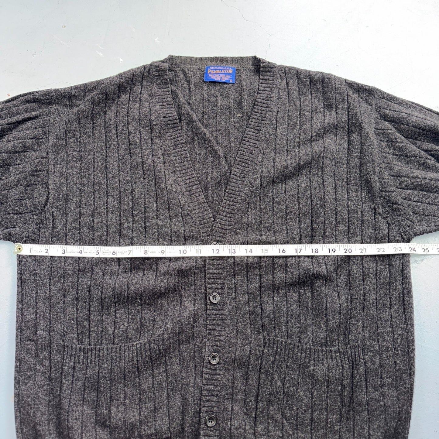 Pendleton VTG Cardigan Mens L 100% Shetland Wool Woven Gray Pockets