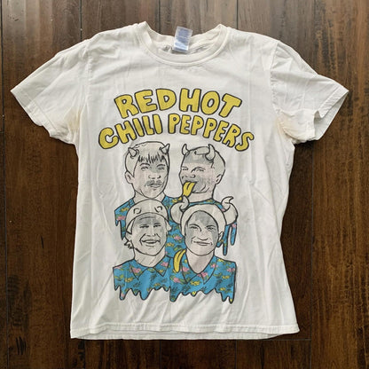 Red Hot Chili Peppers Vintage Style 2016 T Shirt Small Lollapalooza Rap Music