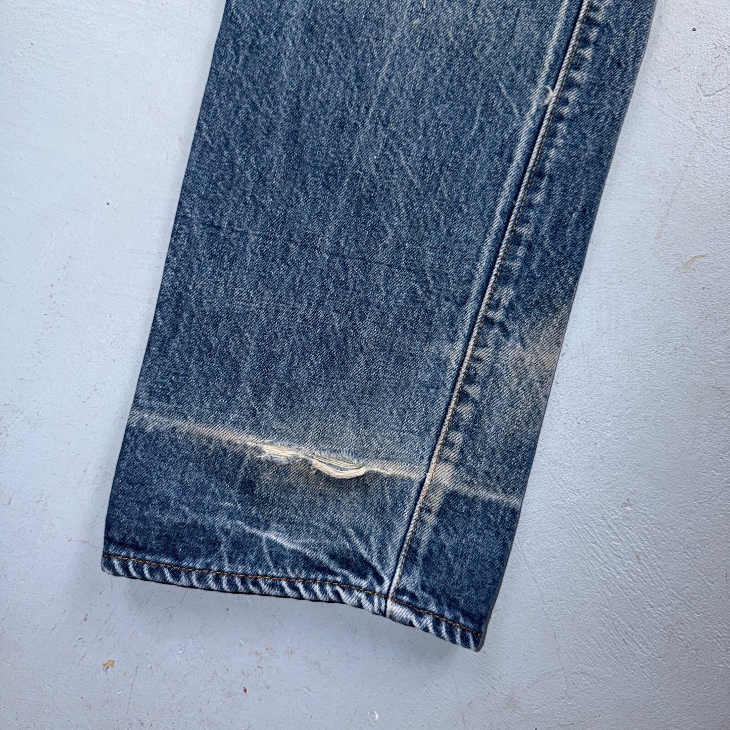 Levis 501 Vintage 80s Redline Selvedge USA XX Jeans Light Wash 31x40 Act 29x35