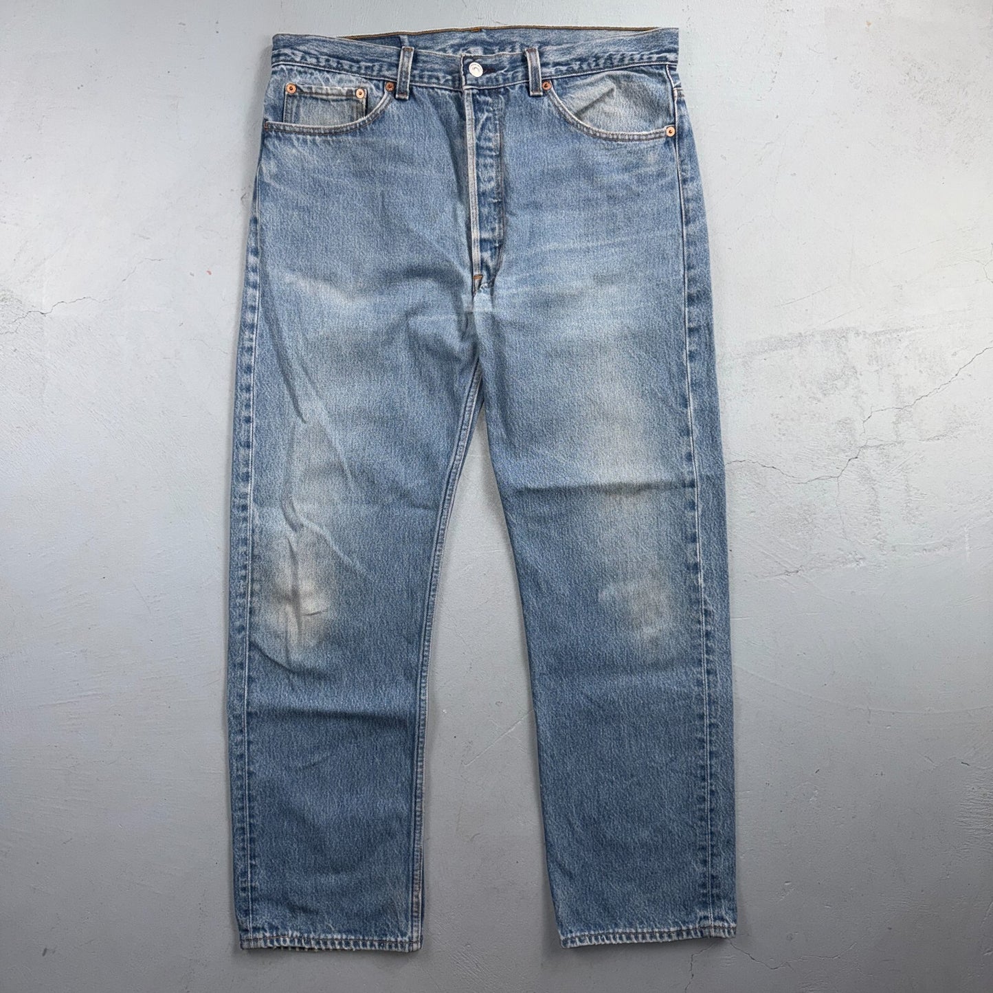 Levis 501 Vintage 90s USA XX Straight Leg Jeans Blue Light Wash 38x32 Act 35x28